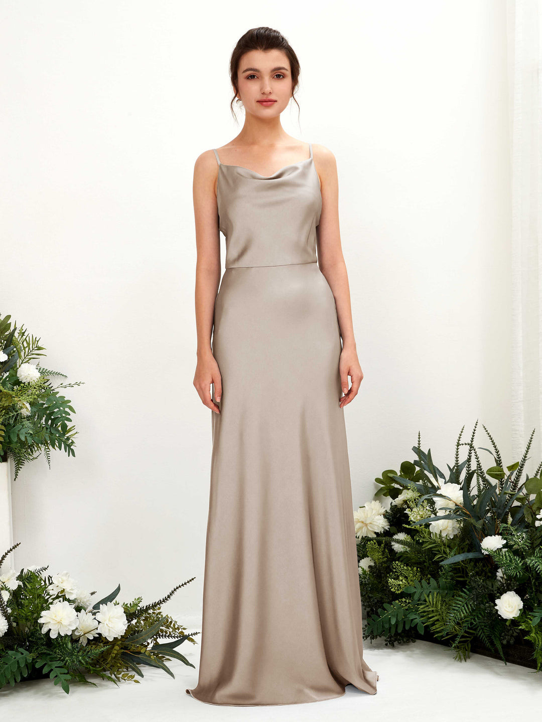 Carlyna Robe trapèze col bénitier longueur ras du sol demoiselle d&
