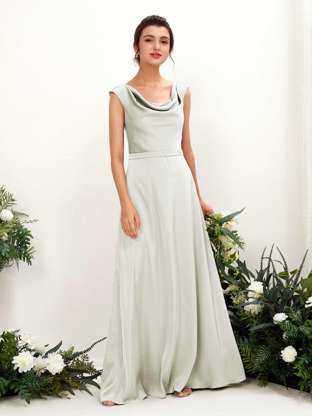 Carlyna Robe trapèze col bénitier satin longueur ras du sol demoiselle d&