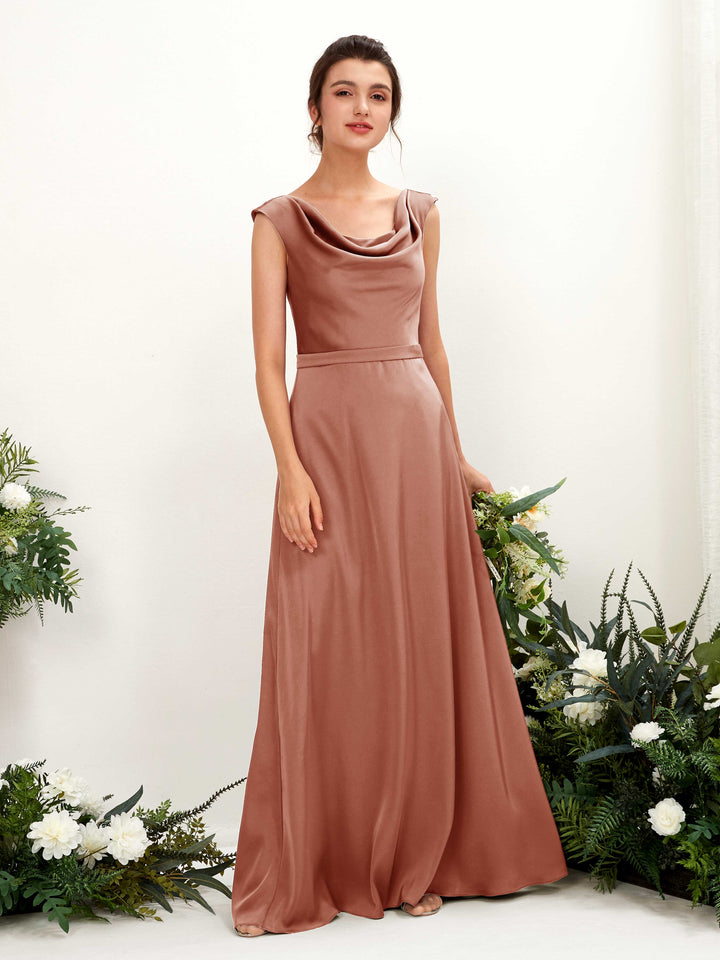 Carlyna Robe trapèze col bénitier satin longueur ras du sol demoiselle d&