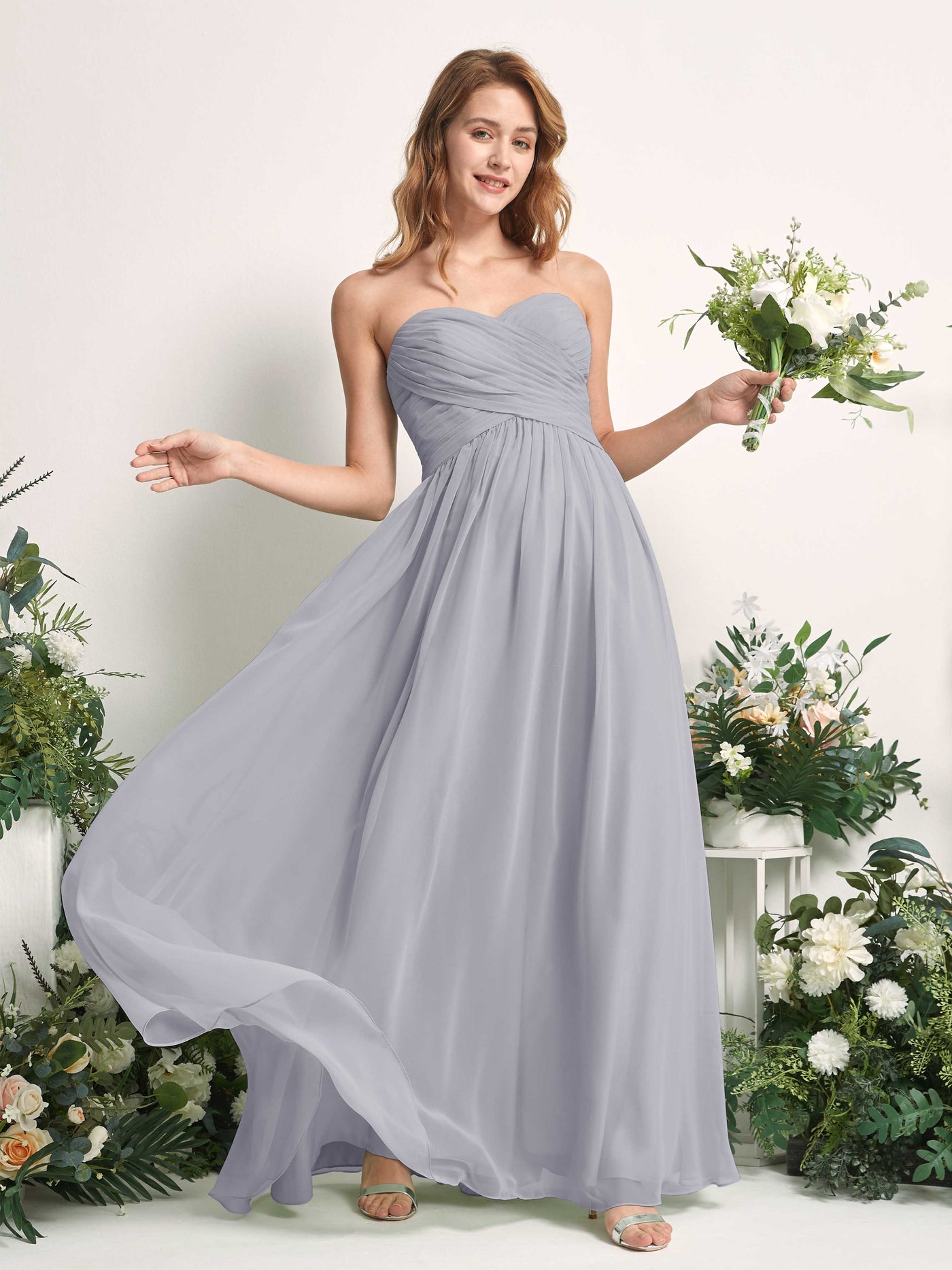 Carlyna Robe Trapèze Col cœur Longueur ras du sol Mousseline Froncé Demoiselle d'honneur Lavande Poudrée #couleur_lavande-poudr-e
