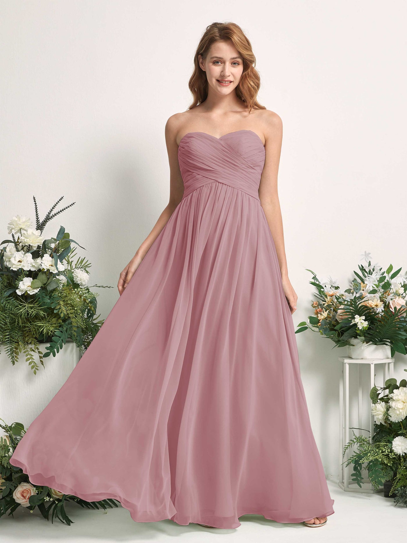 Carlyna Robe Trapèze Col cœur Longueur ras du sol Mousseline Froncé Demoiselle d'honneur Mauve Vintage #couleur_mauve-vintage