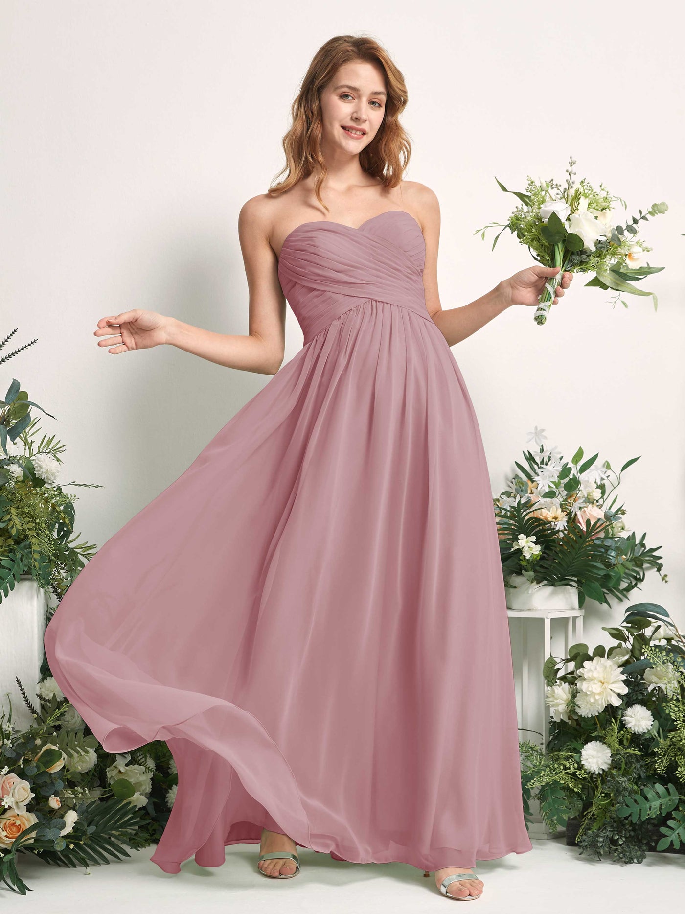 Carlyna Robe Trapèze Col cœur Longueur ras du sol Mousseline Froncé Demoiselle d'honneur Mauve Vintage #couleur_mauve-vintage