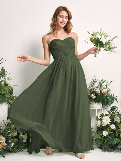 Carlyna Robe Trapèze Col cœur Longueur ras du sol Mousseline Froncé Demoiselle d'honneur Olive Martini #couleur_olive-martini