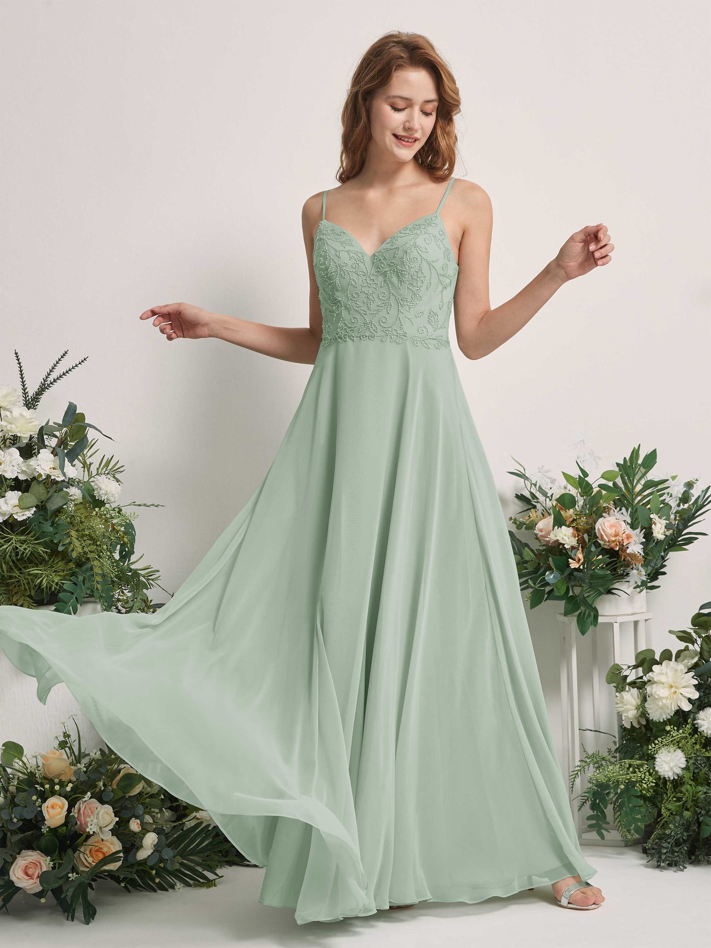 Carlyna Robe trapèze Col V Bretelles spaghetti Longueur ras du sol Demoiselle d'honneur Vert Sauge Foncé #couleur_vert-sauge-fonc