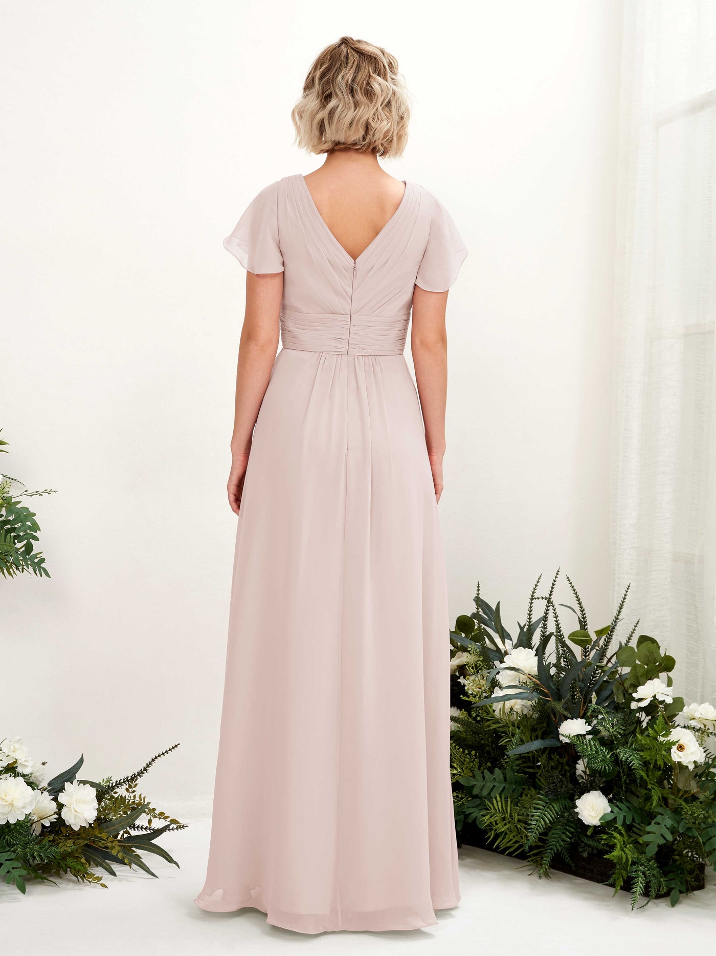 Carlyna Robe trapèze col V encolure croisée manches papillon longueur ras du sol Biscotti #couleur_biscotti