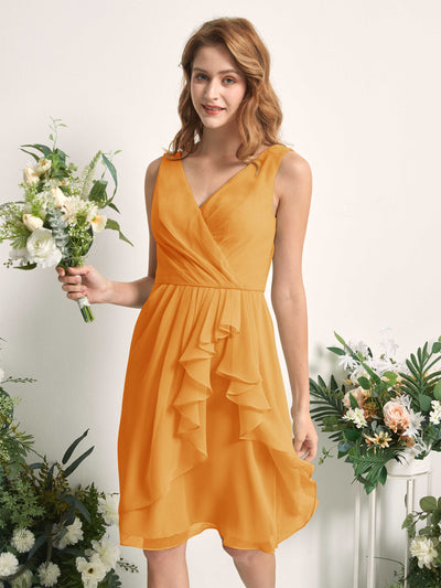 Carlyna Robe trapèze col V longueur genou mousseline demoiselle d'honneur Mangue #couleur_mangue