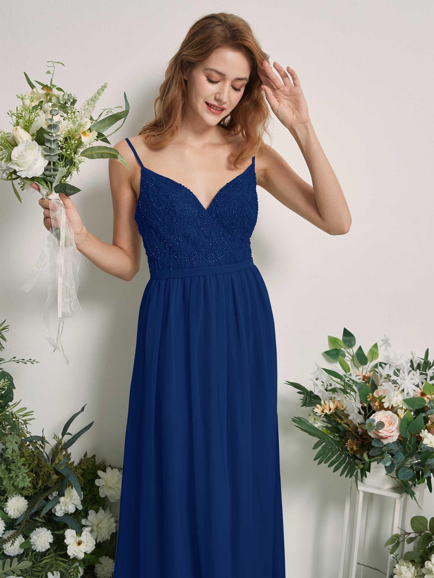 Carlyna Robe Trapèze Col V Longueur ras du sol Froncé Demoiselle d'honneur Bleu Roi #couleur_bleu-roi