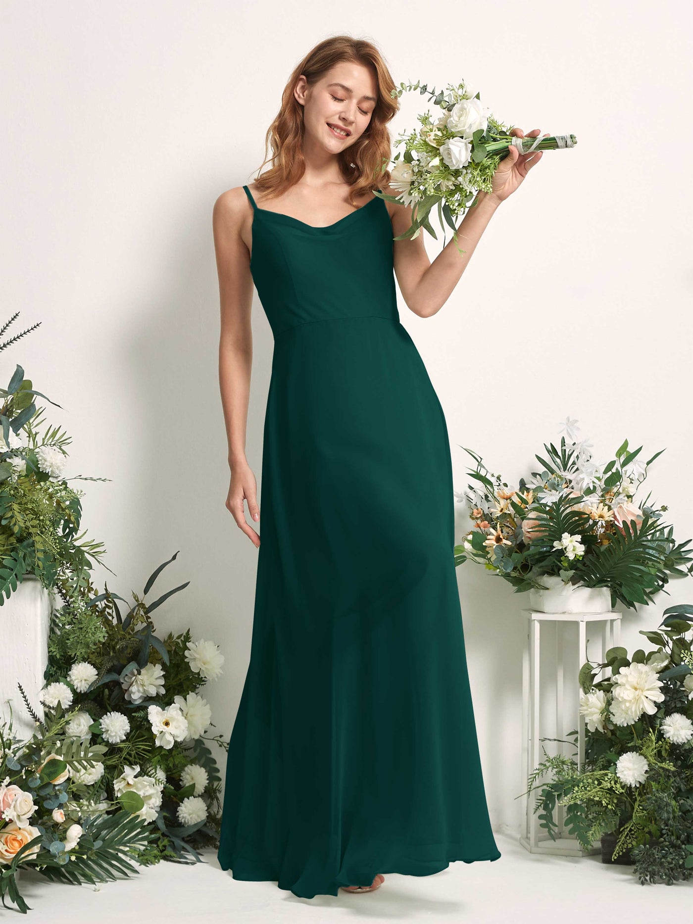 Carlyna Robe trapèze col V longueur ras du sol mousseline demoiselle d'honneur Émeraude Foncé #couleur_meraude-fonc
