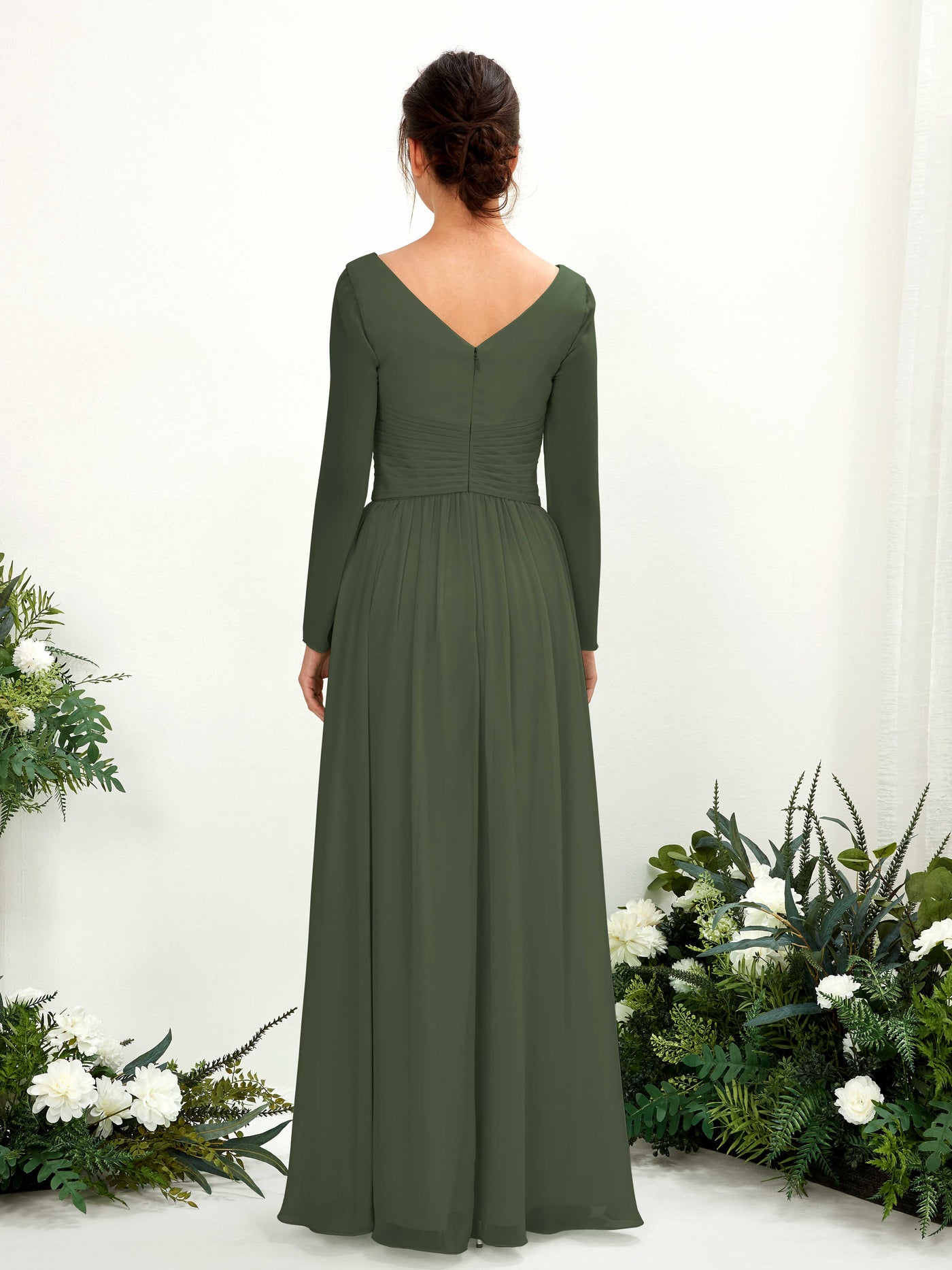 Carlyna Robe trapèze Col V Manches longues longueur sol demoiselle d'honneur Olive Martini #couleur_olive-martini