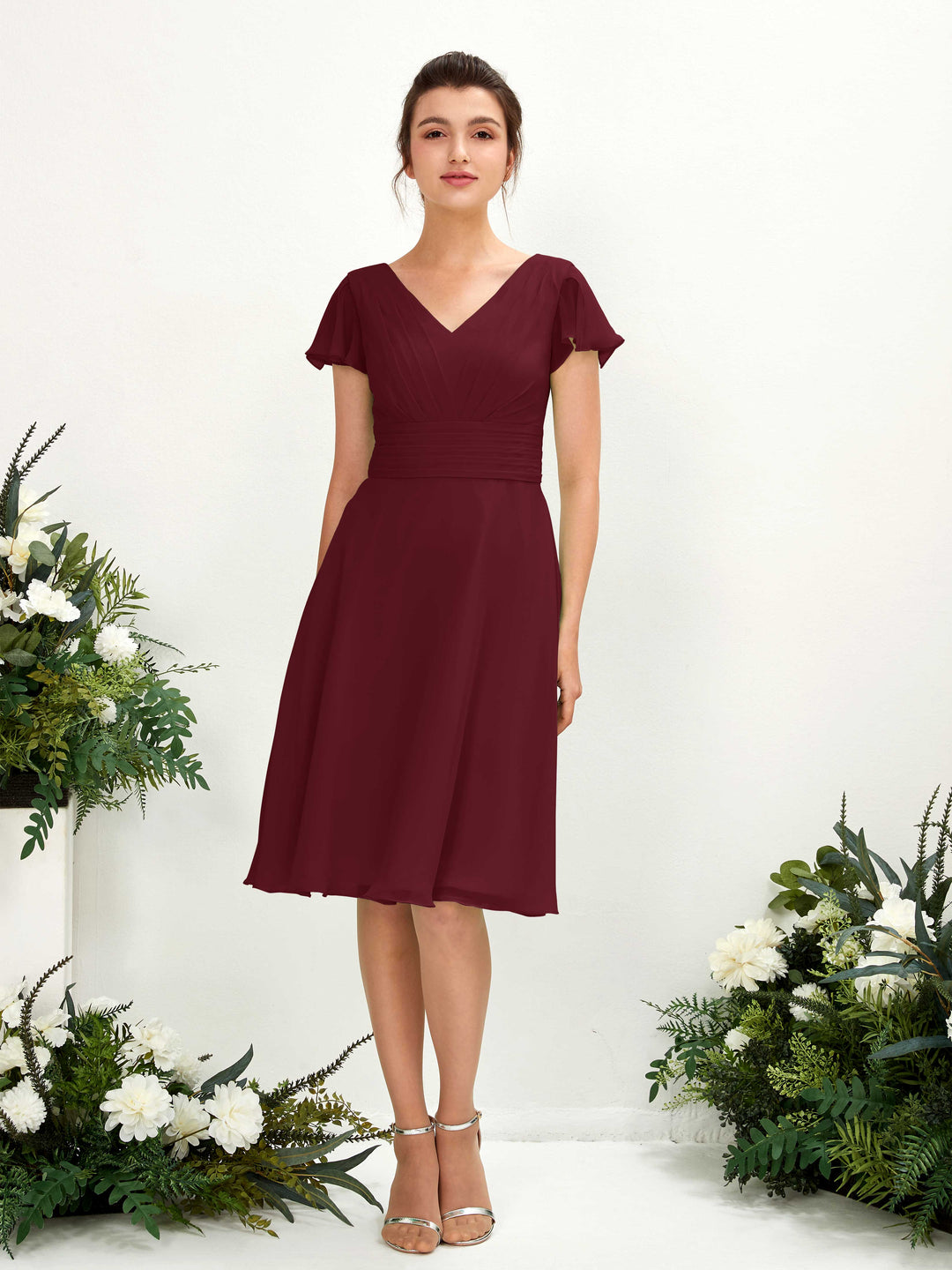 Carlyna Robe trapèze col V manches papillon longueur genou mousseline Bordeaux 