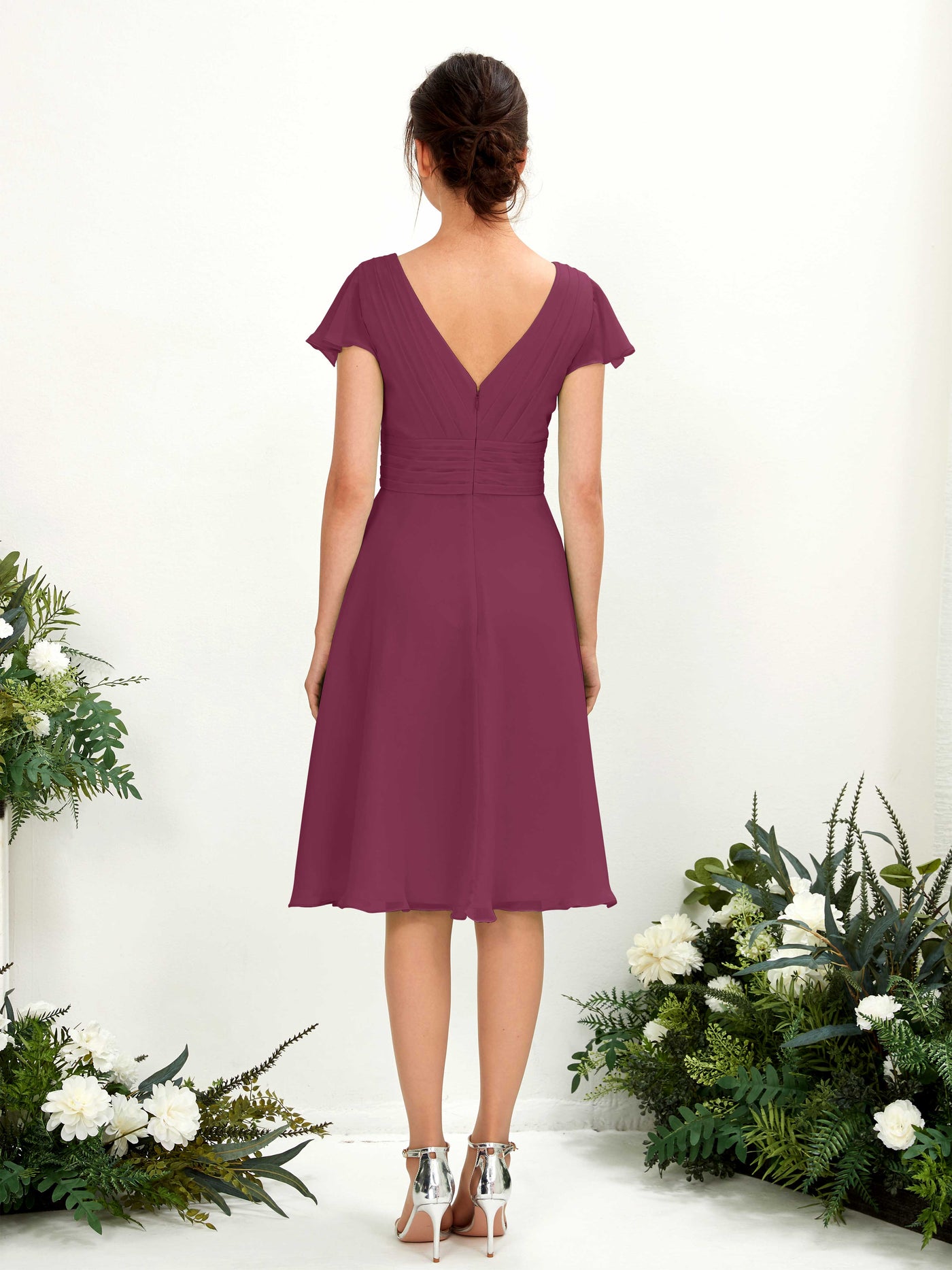 Carlyna Robe trapèze col V manches papillon longueur genou mousseline Chianti #couleur_chianti
