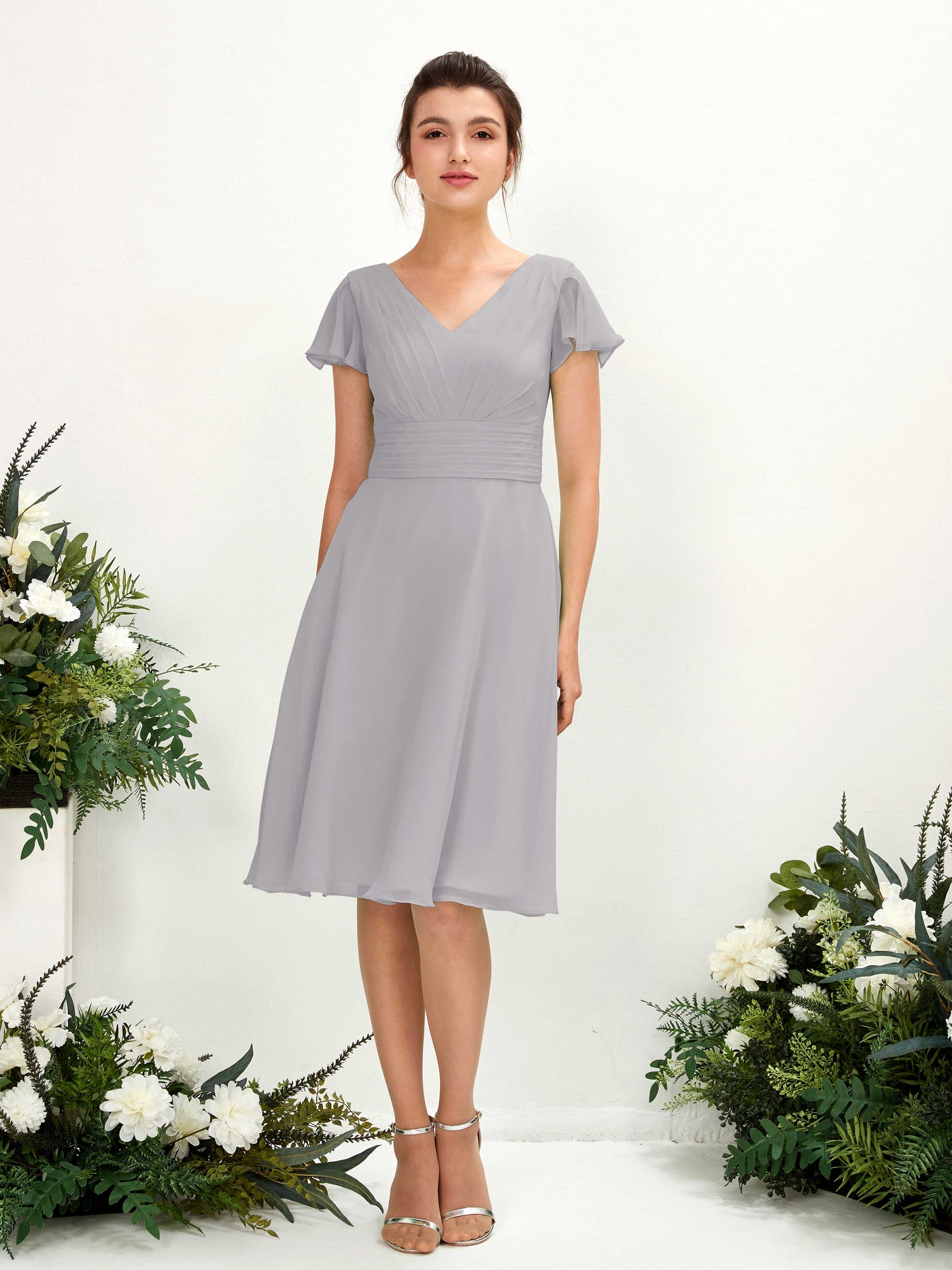 Carlyna Robe trapèze col V manches papillon longueur genou mousseline Gris Boussole #couleur_gris-boussole