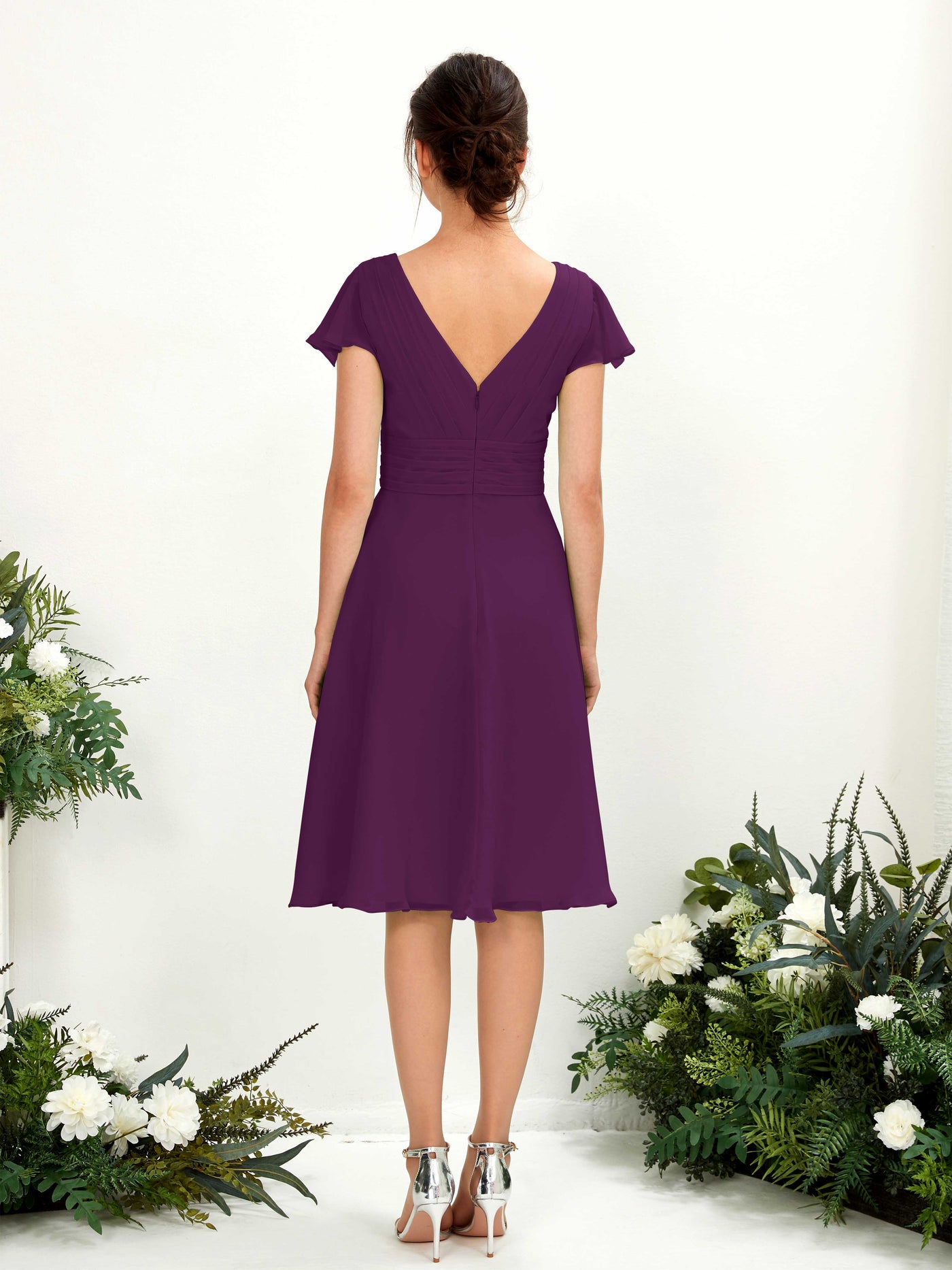 Carlyna Robe trapèze col V manches papillon longueur genou mousseline Pourpre #couleur_pourpre