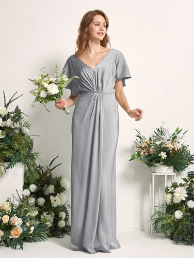 Carlyna Robe trapèze col V manches papillon robe de demoiselle d'honneur longueur ras du sol Gris Boussole #couleur_gris-boussole