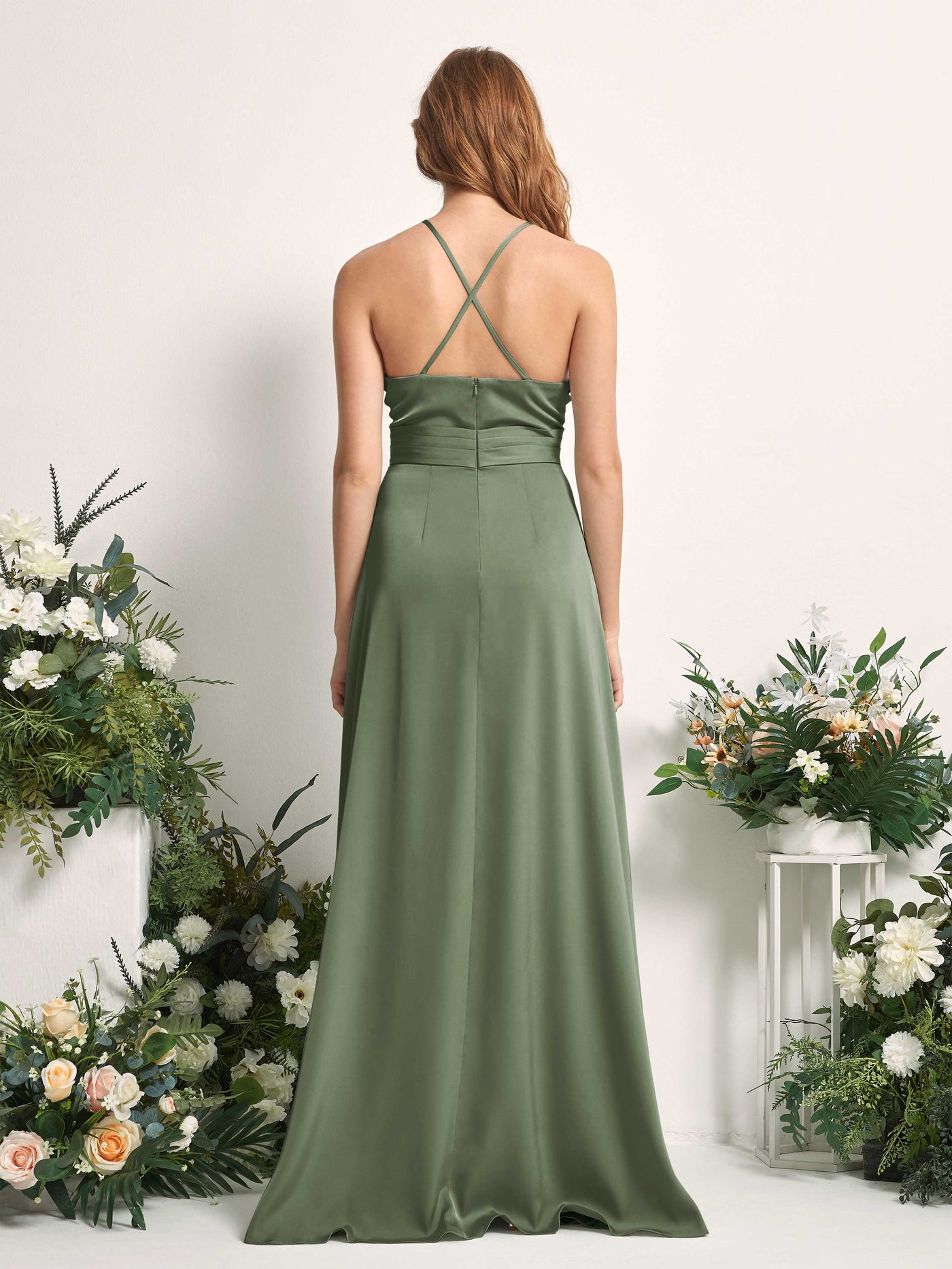 Carlyna Robe trapèze col V satin demoiselle d'honneur Olive #couleur_olive