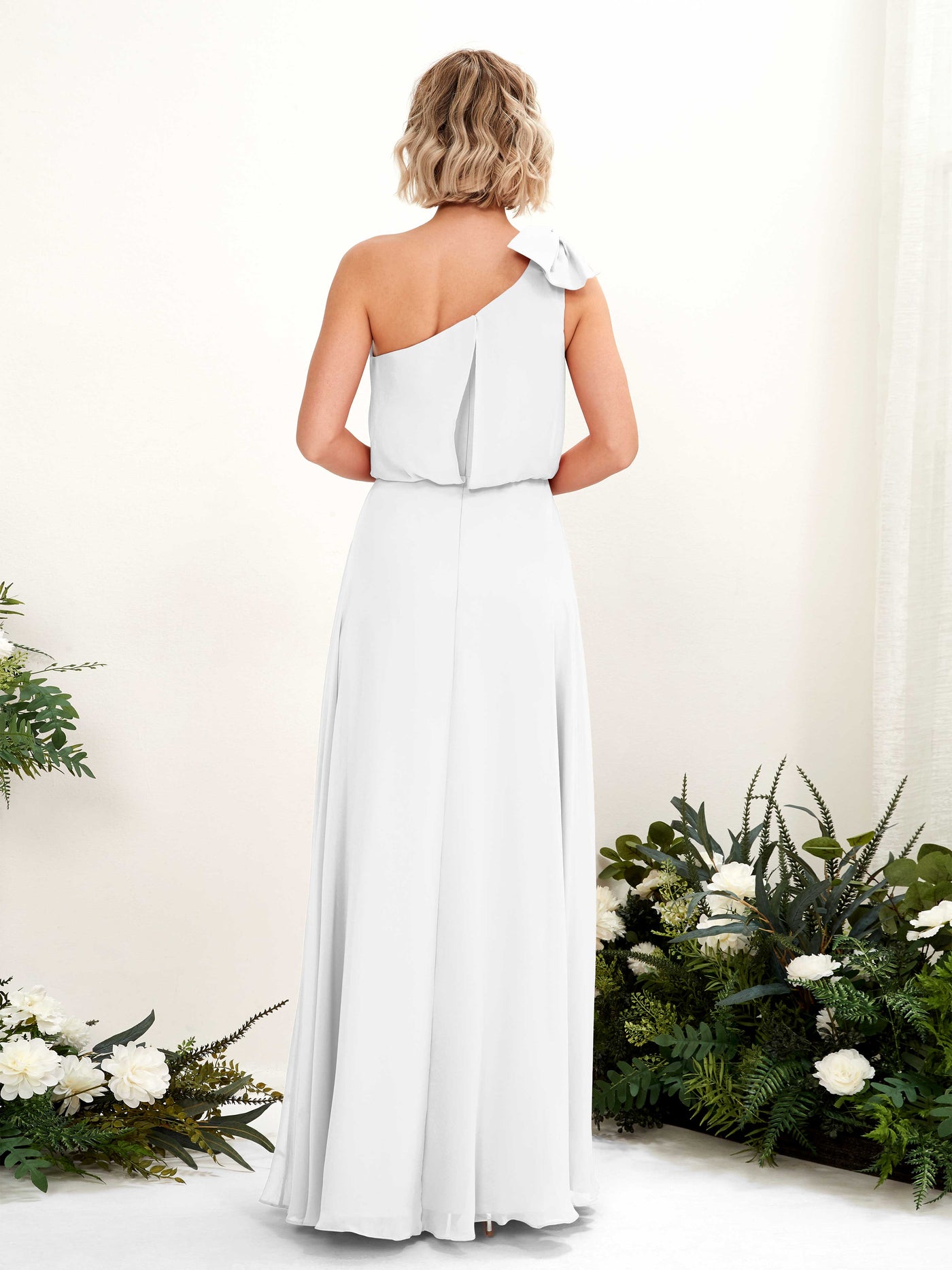 Carlyna Robe trapèze décolleté asymétrique longueur ras du sol demoiselle d'honneur Blanc #couleur_blanc