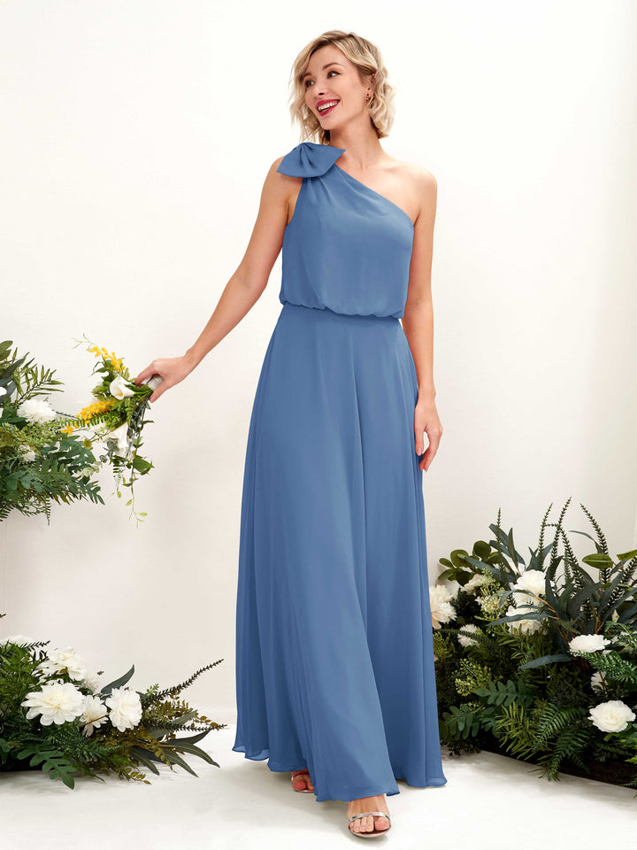 Carlyna Robe trapèze décolleté asymétrique longueur ras du sol demoiselle d&