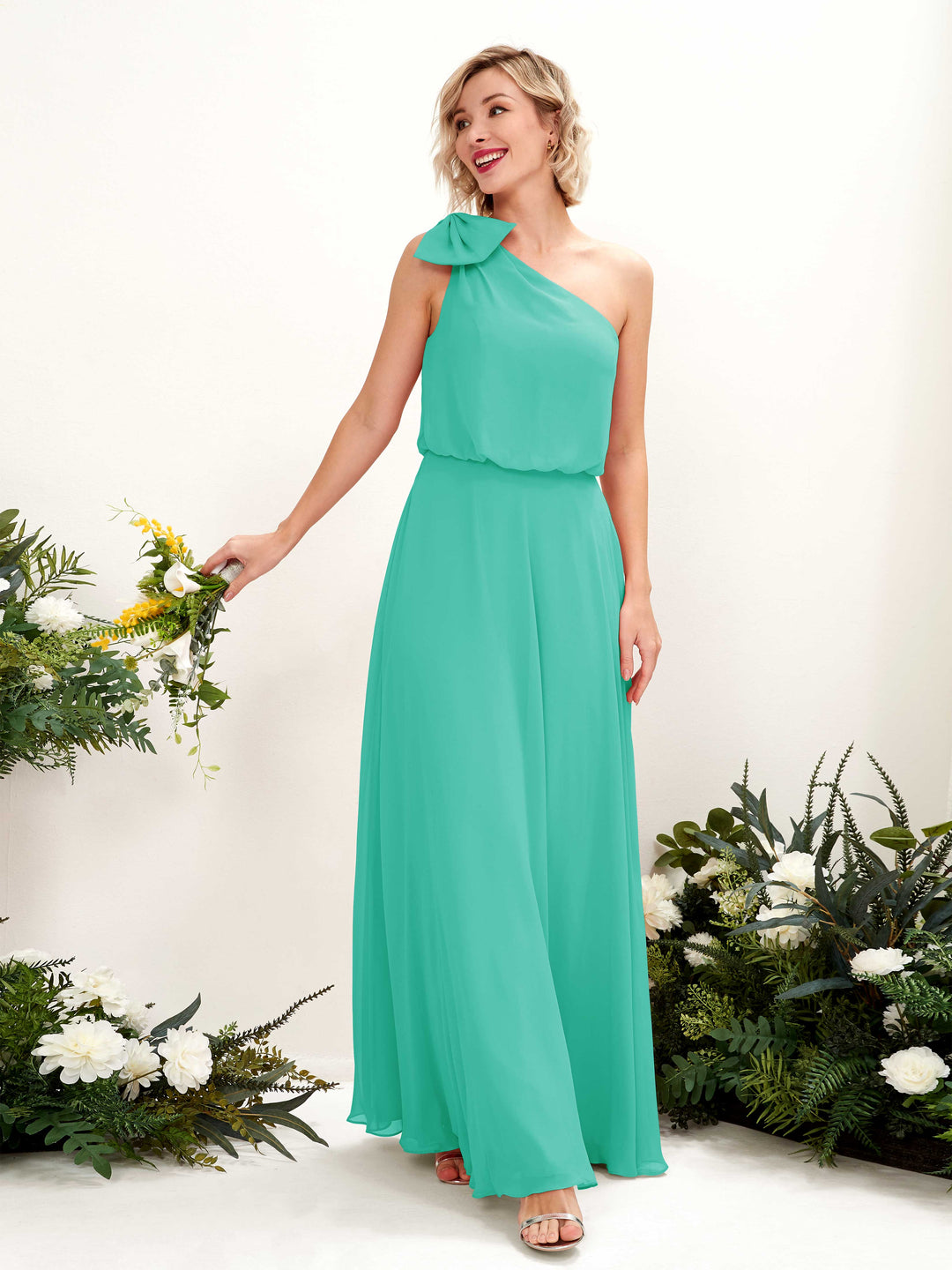 Carlyna Robe trapèze décolleté asymétrique longueur ras du sol demoiselle d&