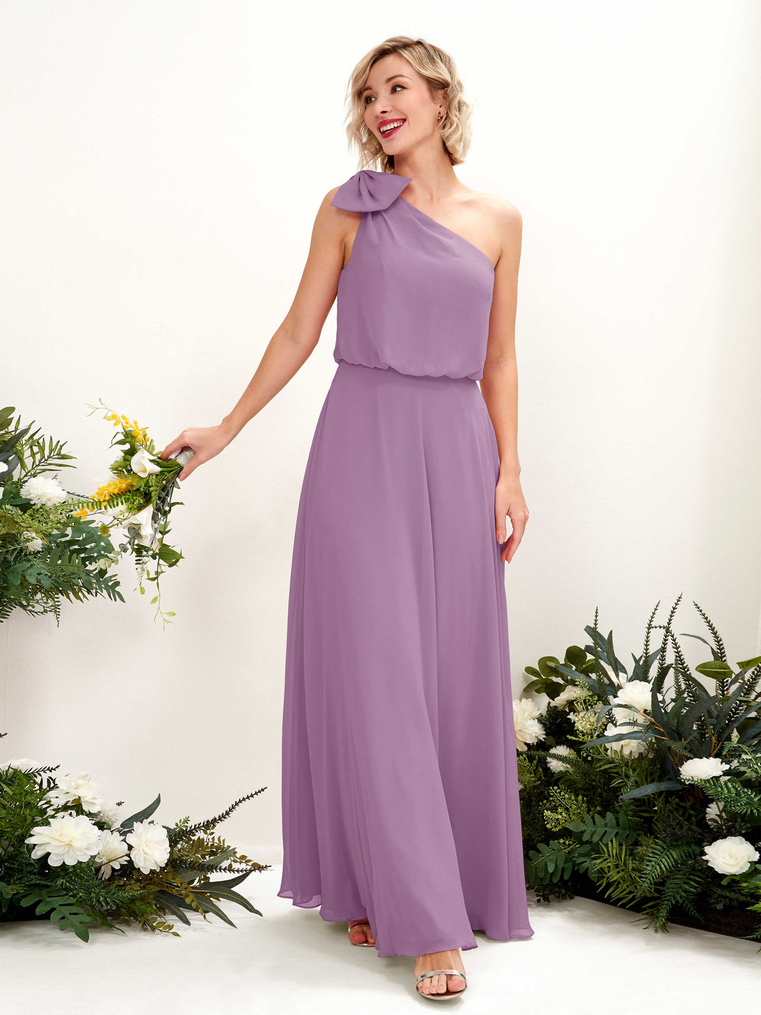 Carlyna Robe trapèze décolleté asymétrique longueur ras du sol demoiselle d&