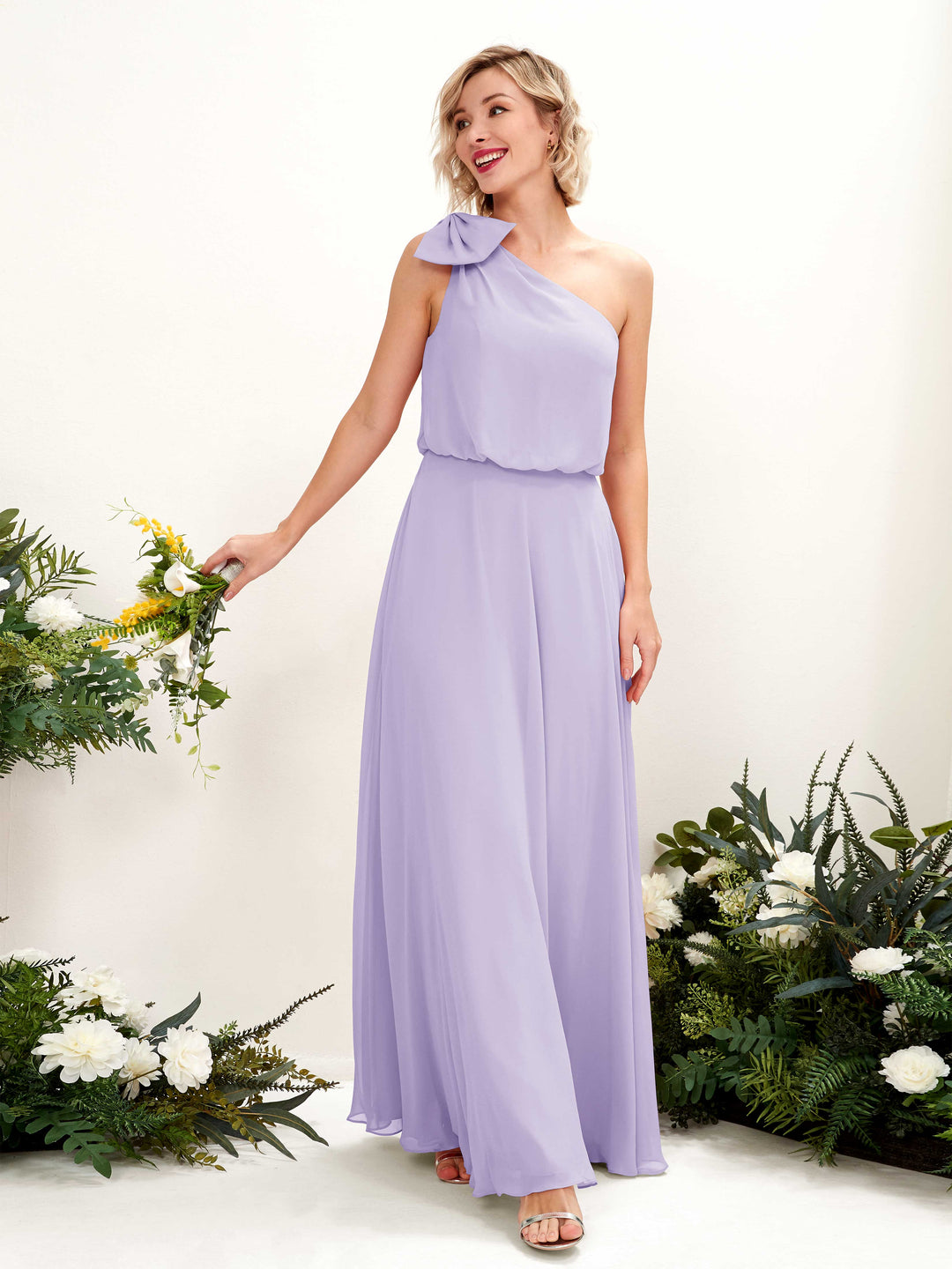 Carlyna Robe trapèze décolleté asymétrique longueur ras du sol demoiselle d&