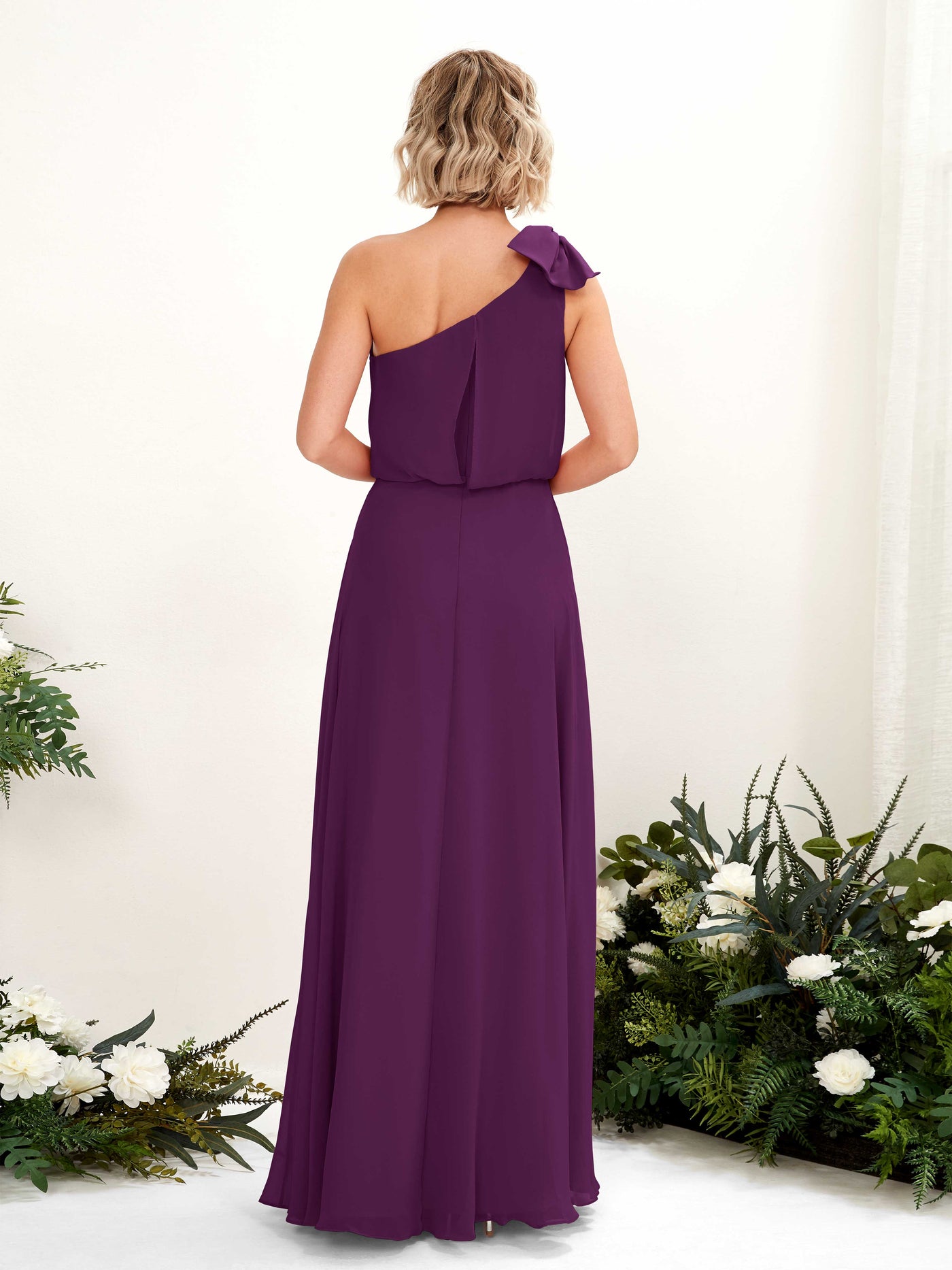 Carlyna Robe trapèze décolleté asymétrique longueur ras du sol demoiselle d'honneur Pourpre #couleur_pourpre
