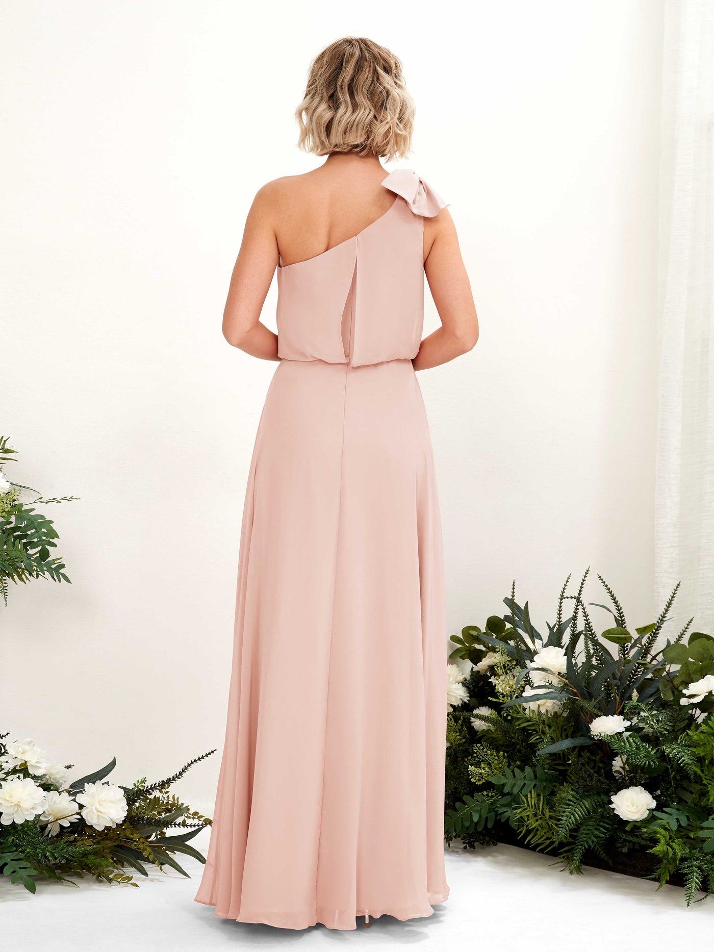 Carlyna Robe trapèze décolleté asymétrique longueur ras du sol demoiselle d'honneur Rose Perle #couleur_rose-perle