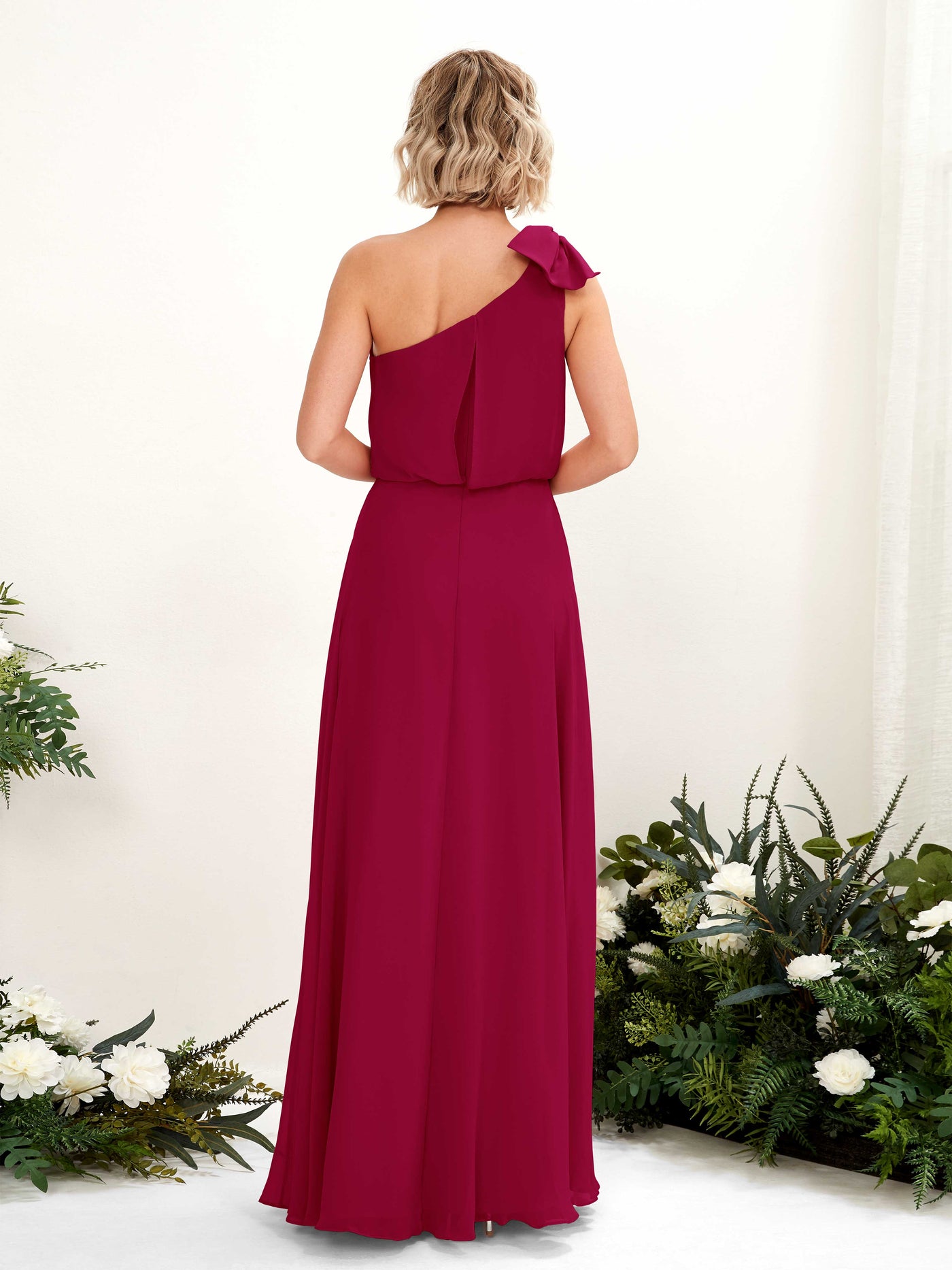 Carlyna Robe trapèze décolleté asymétrique longueur ras du sol demoiselle d'honneur Rouge Bouffon #couleur_rouge-bouffon