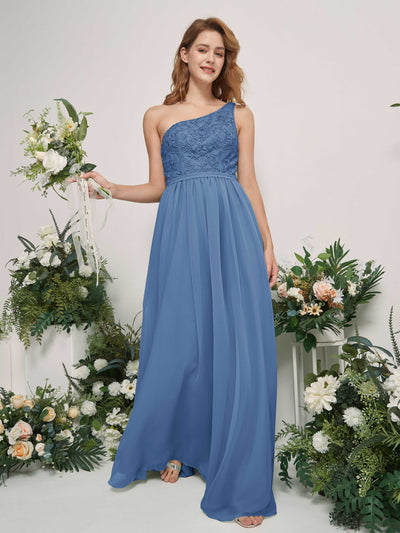 Carlyna Robe trapèze Décolleté asymétrique Longueur ras du sol Mousseline demoiselle d'honneur Bleu Poussiéreux #couleur_bleu-poussi-reux