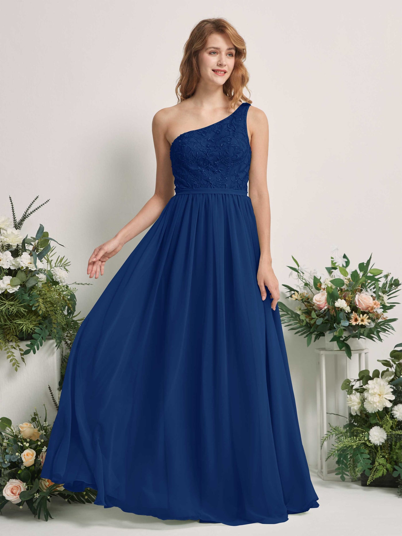 Carlyna Robe trapèze Décolleté asymétrique Longueur ras du sol Mousseline demoiselle d'honneur Bleu Roi #couleur_bleu-roi