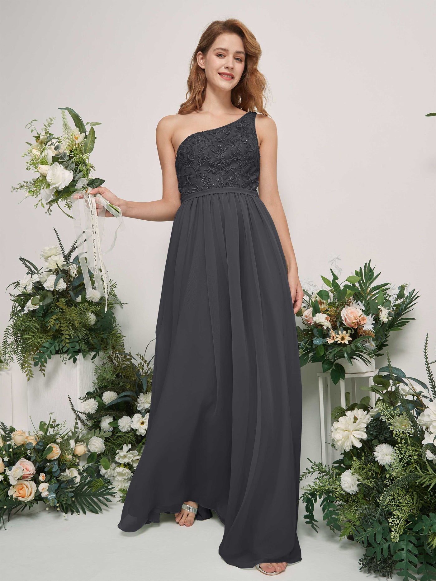 Carlyna Robe trapèze Décolleté asymétrique Longueur ras du sol Mousseline demoiselle d'honneur Étain #couleur_tain