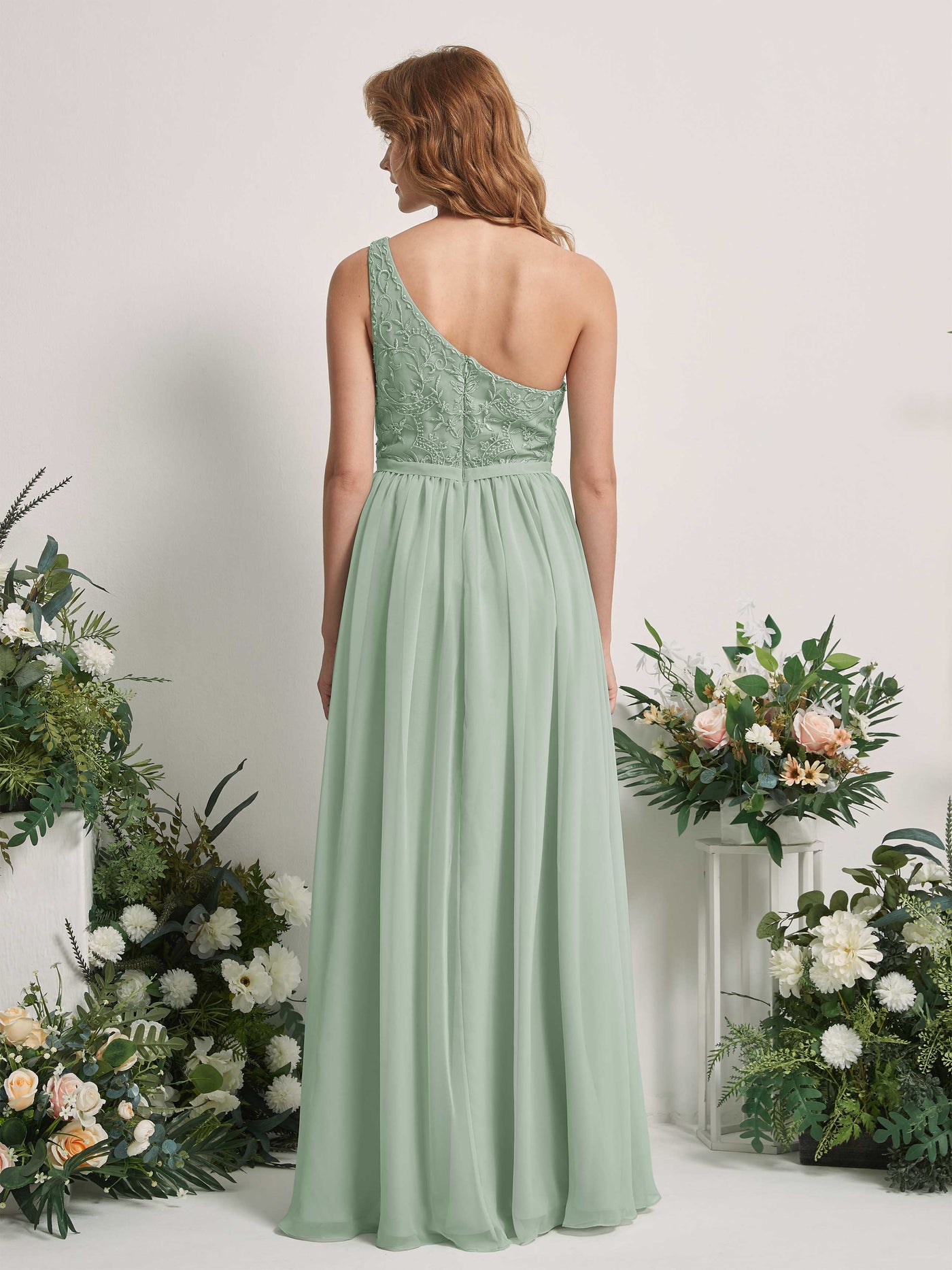 Carlyna Robe trapèze Décolleté asymétrique Longueur ras du sol Mousseline demoiselle d'honneur Vert Sauge Foncé #couleur_vert-sauge-fonc