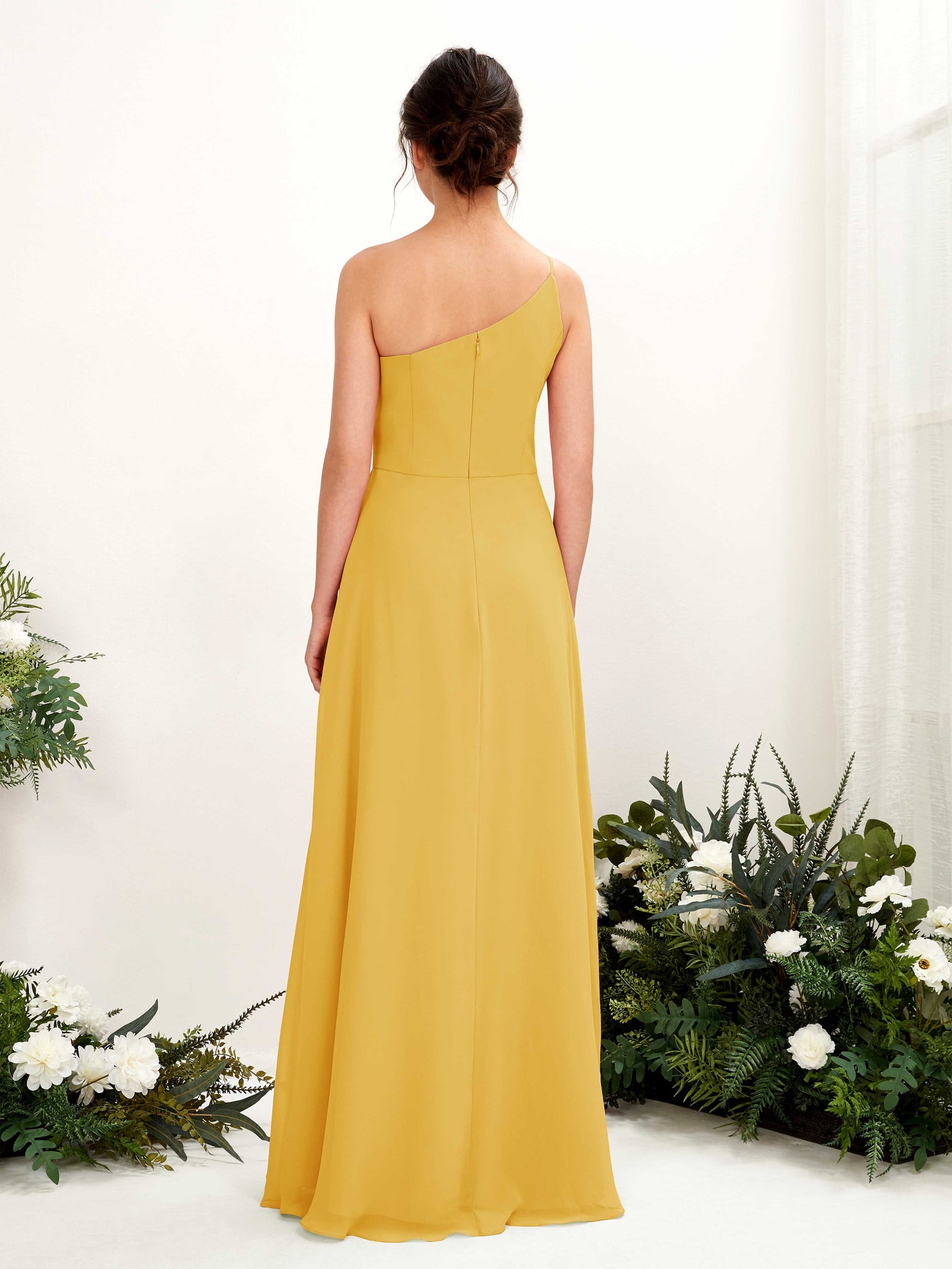 Carlyna Robe trapèze décolleté asymétrique mousseline longueur ras du sol Robes de demoiselle d'honneur Jaune Moutard #couleur_jaune-moutard