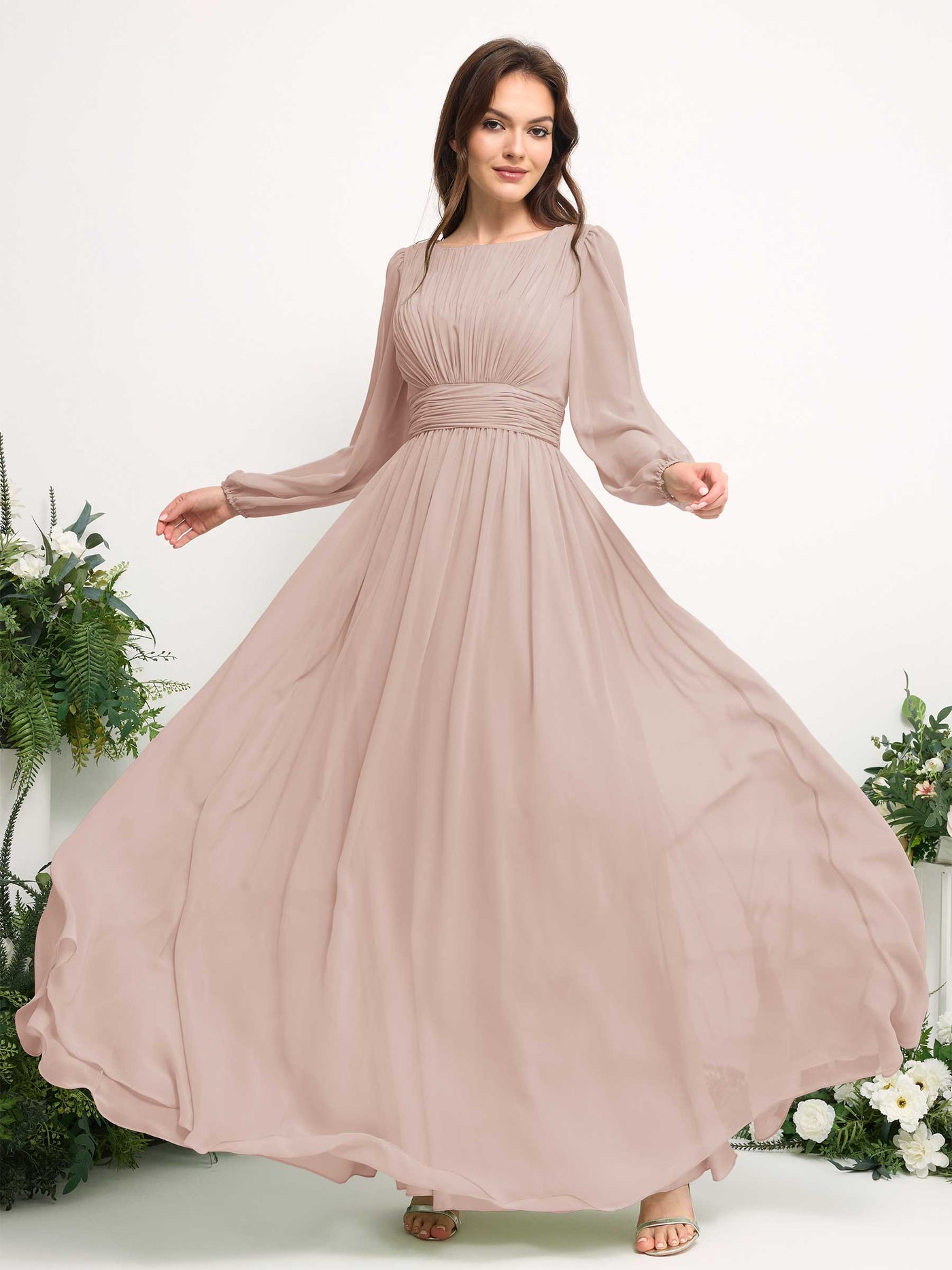 Carlyna Robe trapèze en mousseline avec encolure bateau manches longues pour demoiselle d'honneur Biscotti #couleur_biscotti