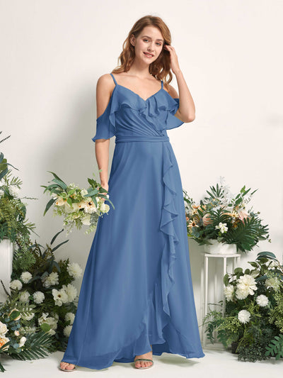 Carlyna Robe Trapèze Épaule Dénudée Longueur ras du sol Mousseline Demoiselle d'honneur Bleu Poussiéreux #couleur_bleu-poussi-reux