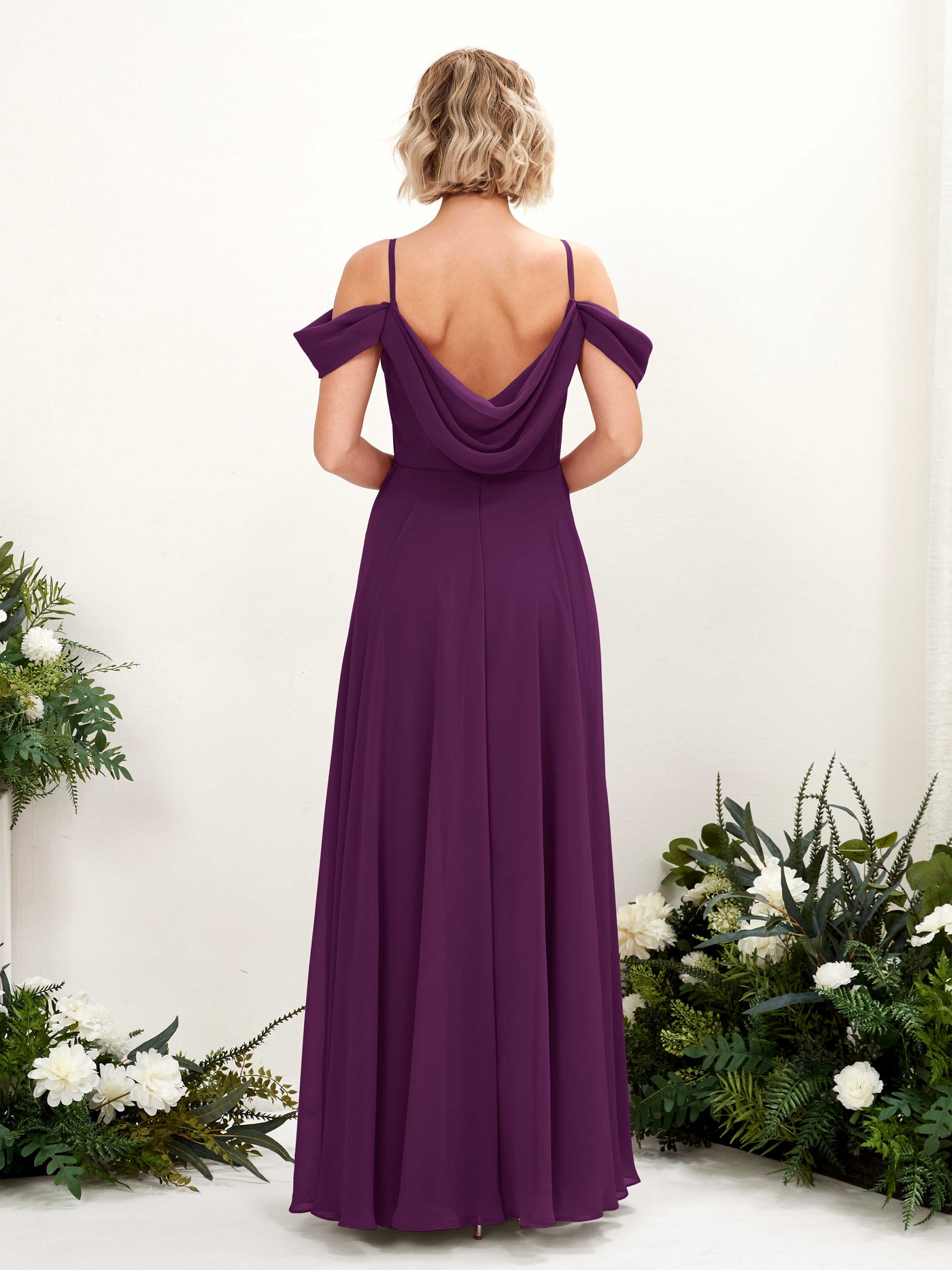 Carlyna Robe trapèze Épaule Dénudée Longueur ras du sol Mousseline demoiselle d'honneur Pourpre #couleur_pourpre