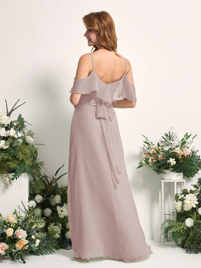 Carlyna Robe Trapèze Épaule Dénudée Longueur ras du sol Mousseline Demoiselle d'honneur Taupe #couleur_taupe