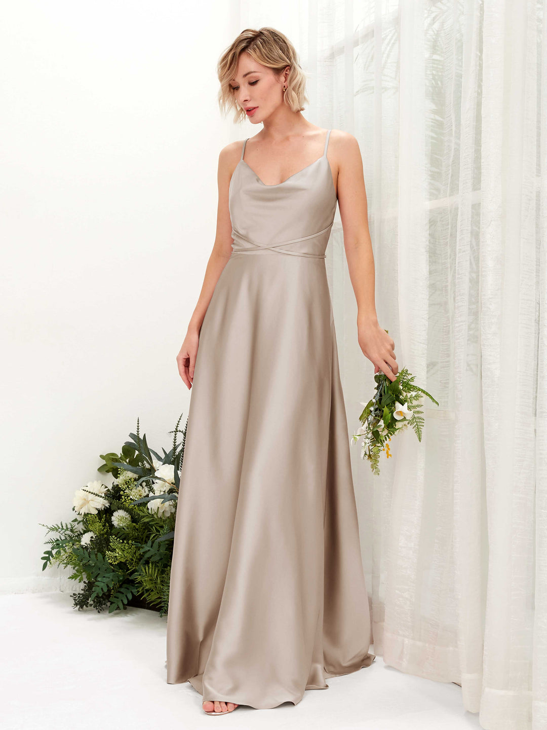 Carlyna Robe Trapèze Longueur Ras du Sol Col Bénitier Robes de Demoiselle d&