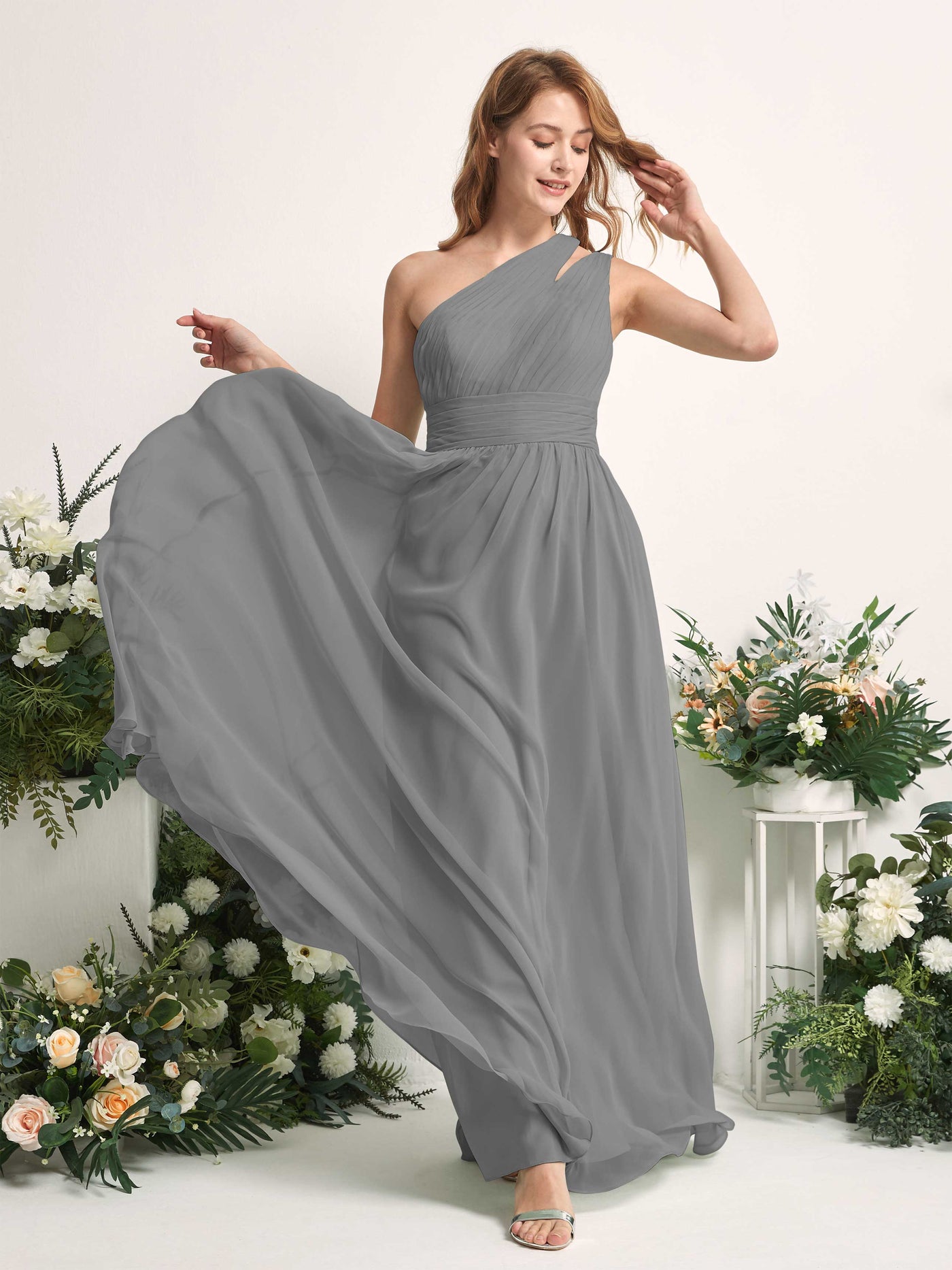 Carlyna Robe Trapèze Longueur ras du sol Décolleté Asymétrique Mousseline Demoiselle d'honneur Gris Acier #couleur_gris-acier