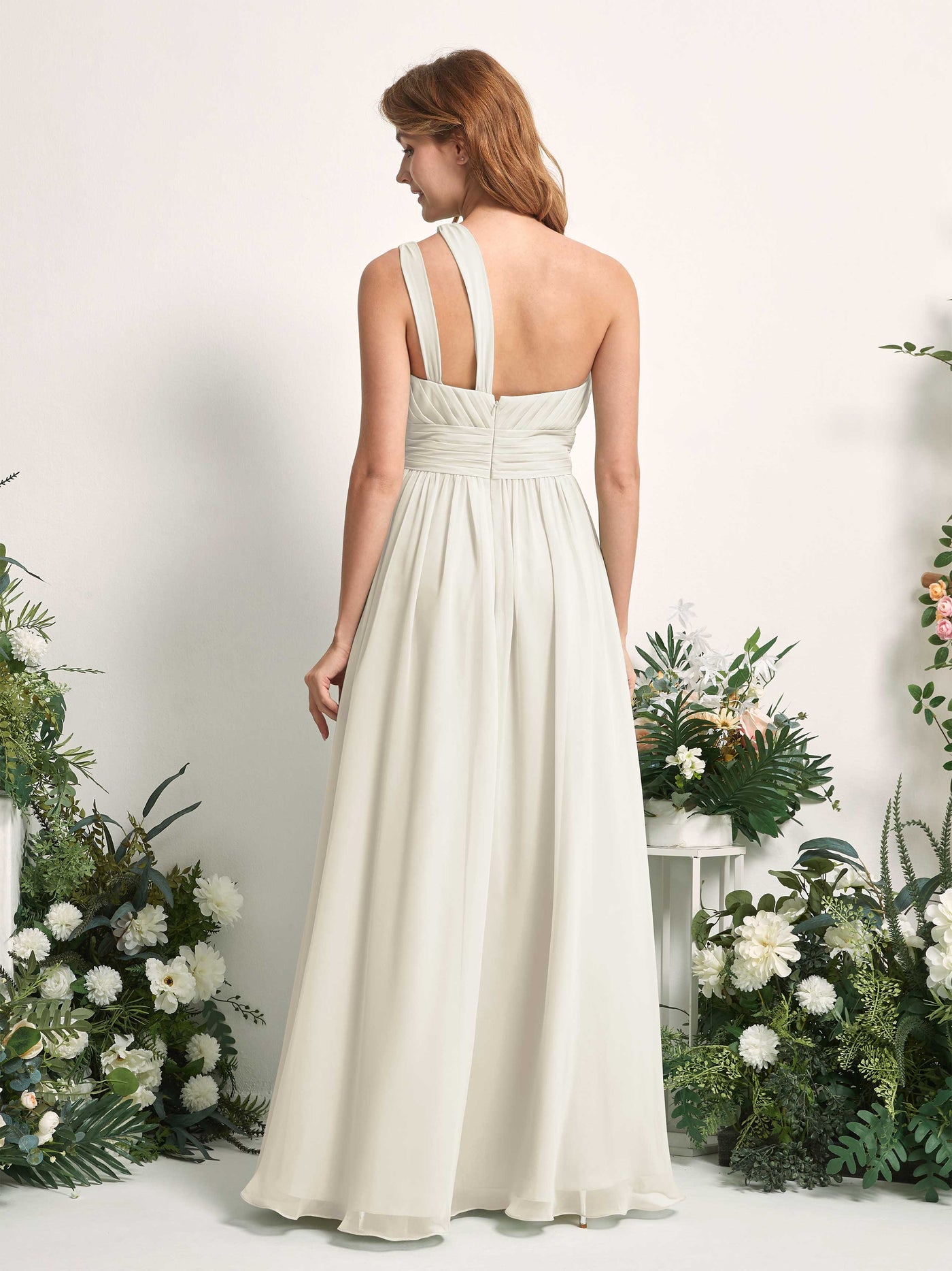 Carlyna Robe Trapèze Longueur ras du sol Décolleté Asymétrique Mousseline Demoiselle d'honneur Ivoire #couleur_ivoire