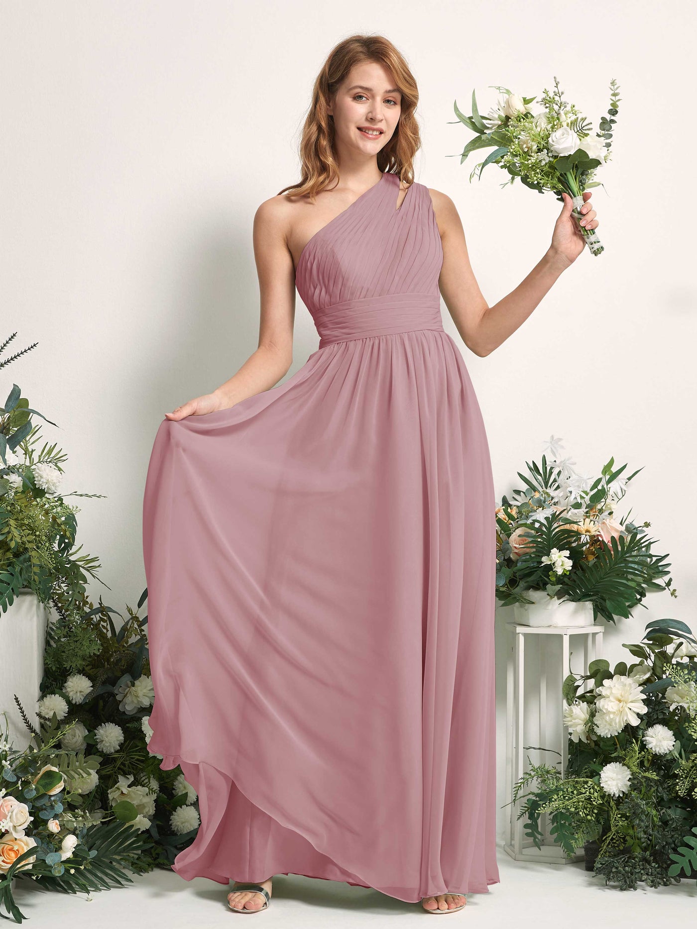 Carlyna Robe Trapèze Longueur ras du sol Décolleté Asymétrique Mousseline Demoiselle d'honneur Mauve Vintage #couleur_mauve-vintage