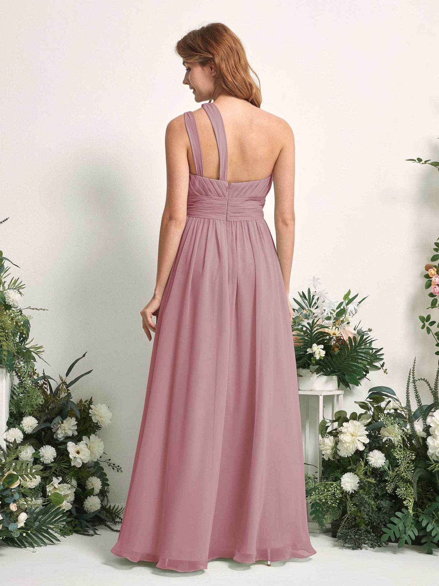 Carlyna Robe Trapèze Longueur ras du sol Décolleté Asymétrique Mousseline Demoiselle d'honneur Mauve Vintage #couleur_mauve-vintage