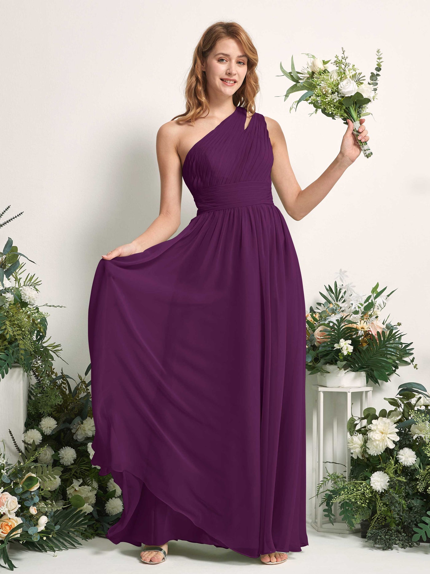 Carlyna Robe Trapèze Longueur ras du sol Décolleté Asymétrique Mousseline Demoiselle d'honneur Pourpre #couleur_pourpre