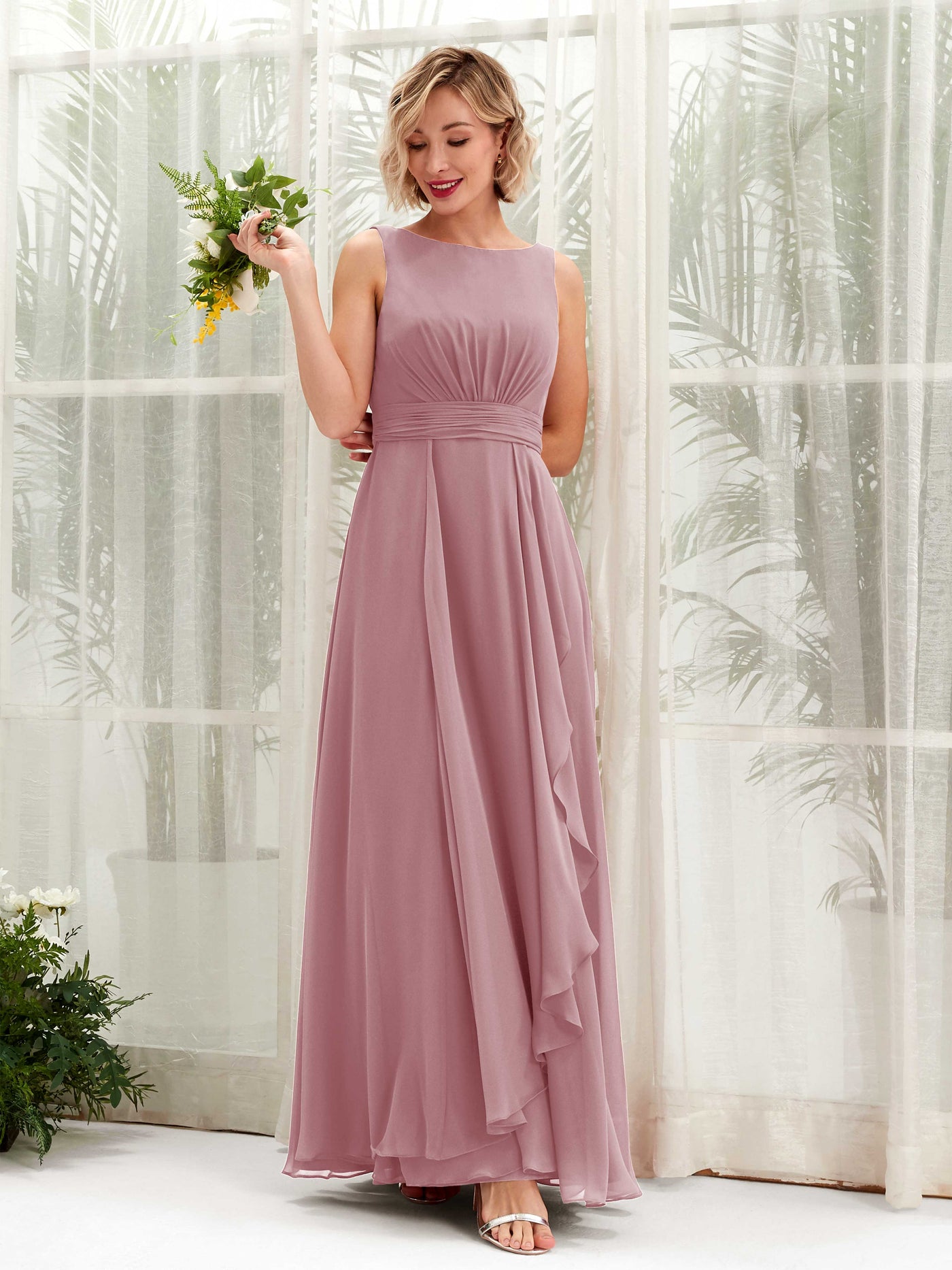 Carlyna Robe trapèze longueur ras du sol encolure bateau demoiselle d'honneur Mauve Vintage #couleur_mauve-vintage