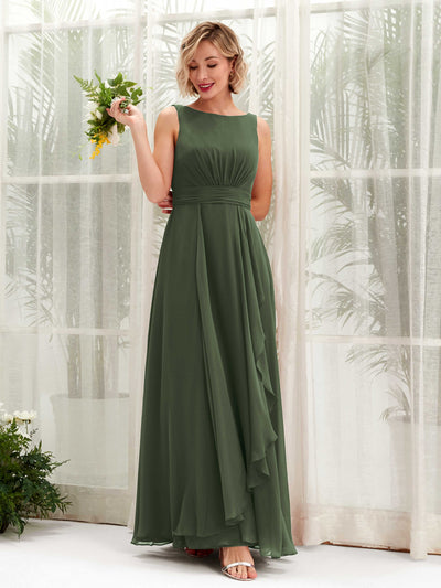 Carlyna Robe trapèze longueur ras du sol encolure bateau demoiselle d'honneur Olive Martini #couleur_olive-martini