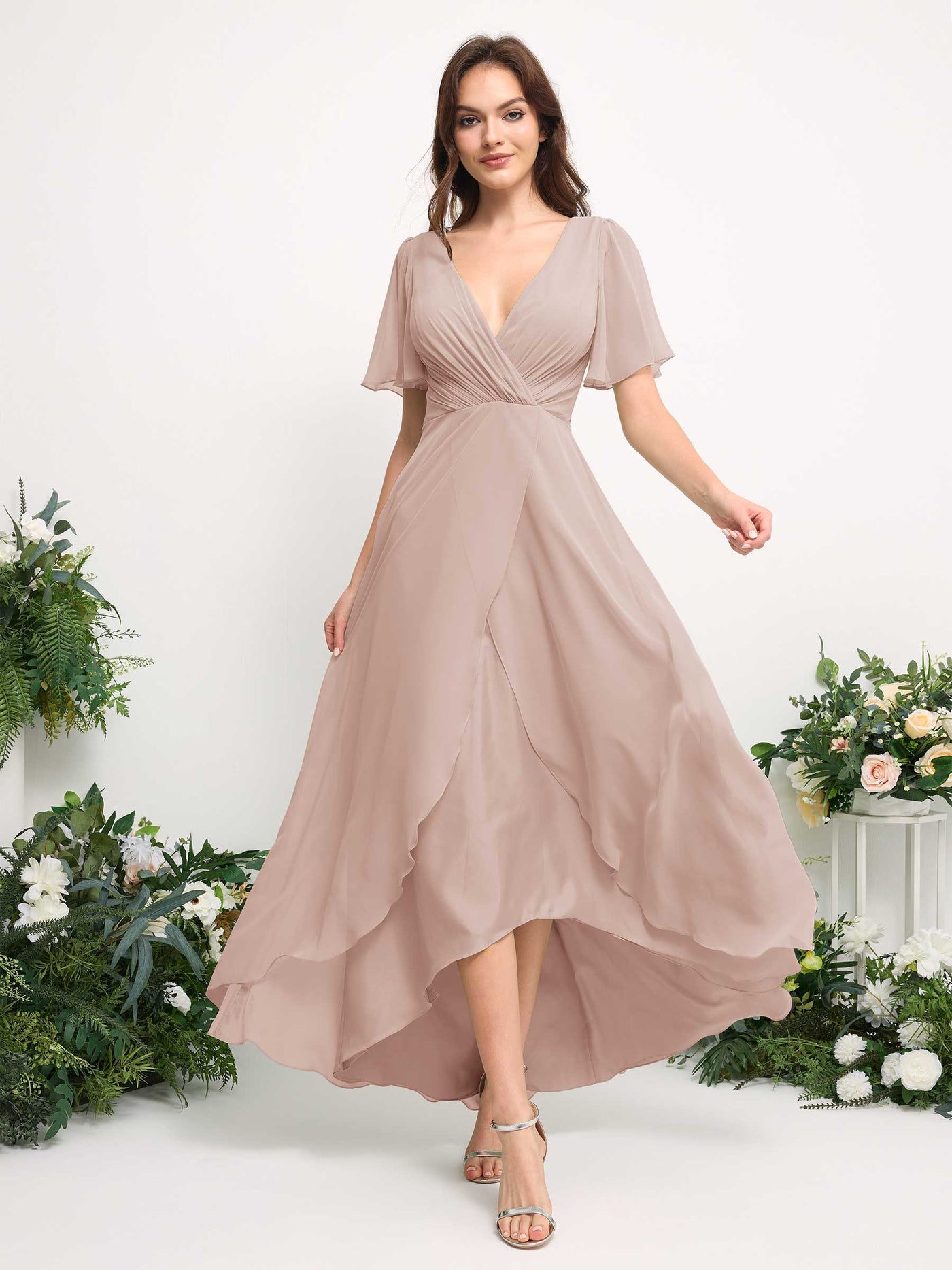 Carlyna Robe Trapèze Mousseline Col V Longueur ras du sol Robe de demoiselle d'honneur Biscotti #couleur_biscotti