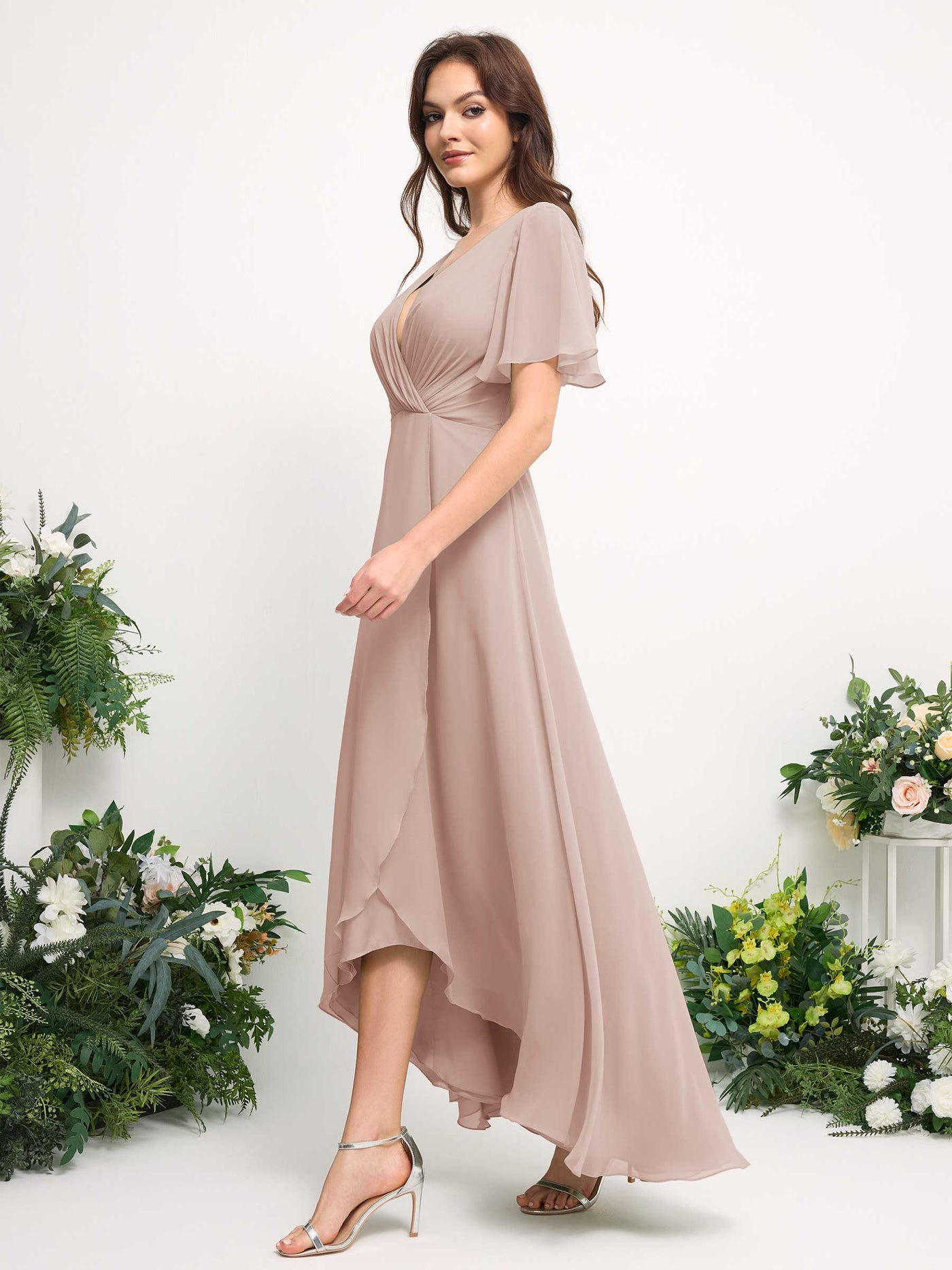 Carlyna Robe Trapèze Mousseline Col V Longueur ras du sol Robe de demoiselle d'honneur Biscotti #couleur_biscotti