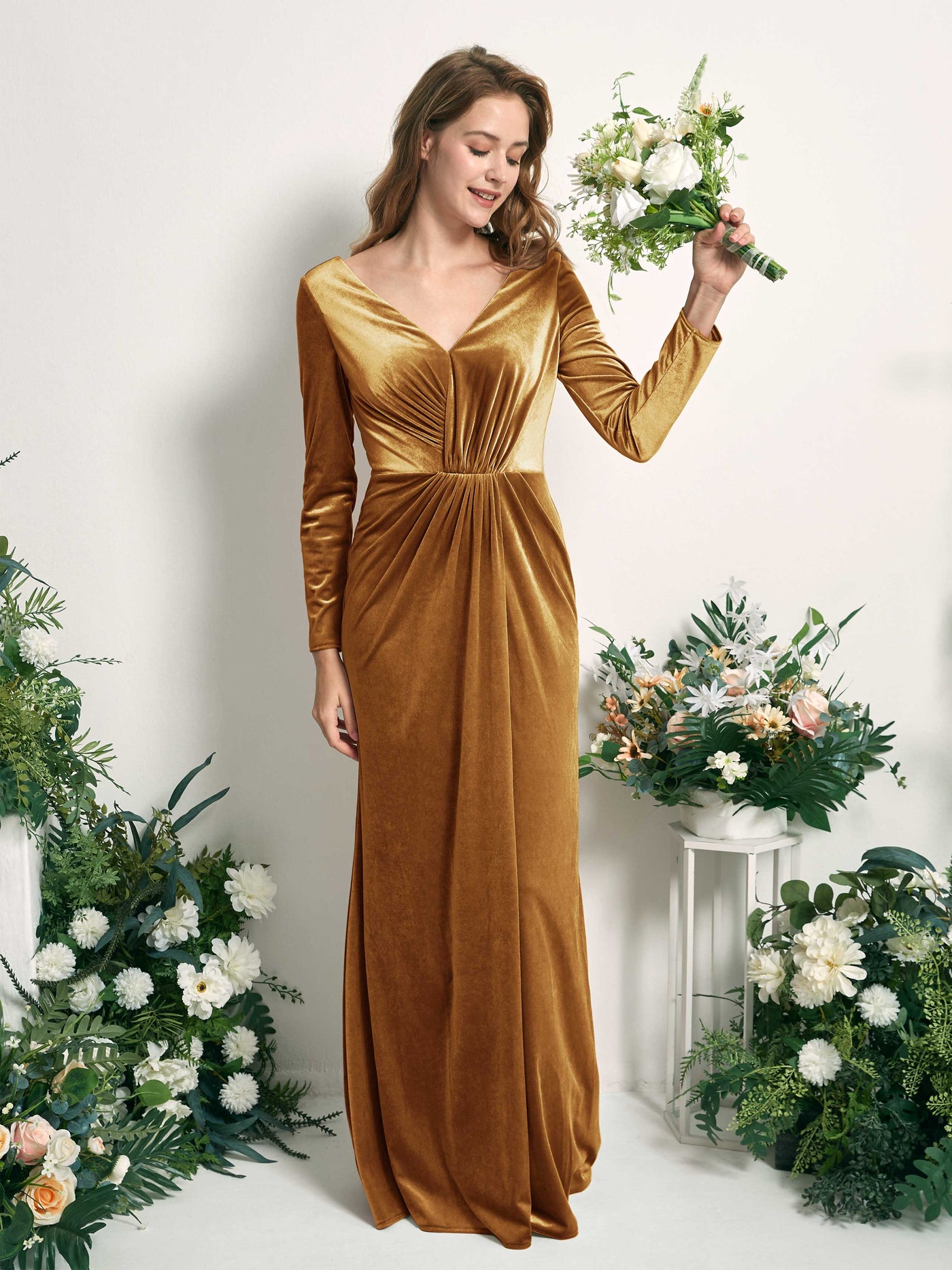 Carlyna Sirène Col V Manches Longues Robe Froncée Longueur Ras du Sol Or Bruni #couleur_or-bruni