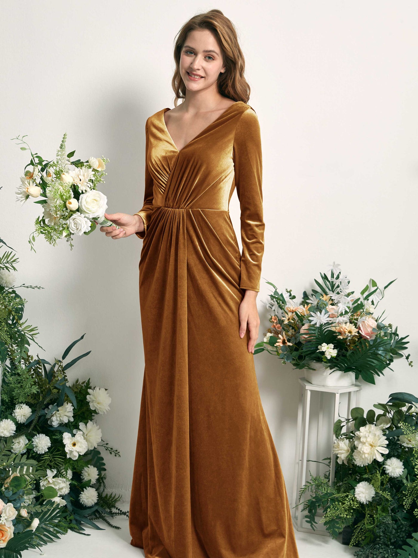 Carlyna Sirène Col V Manches Longues Robe Froncée Longueur Ras du Sol Or Bruni #couleur_or-bruni
