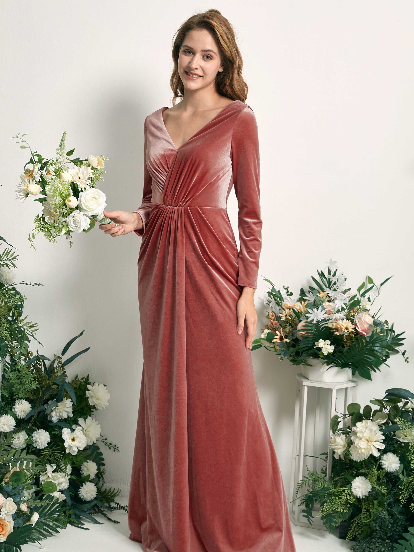 Carlyna Sirène Col V Manches Longues Robe Froncée Longueur Ras du Sol Rose Poussiéreux #couleur_rose-poussi-reux