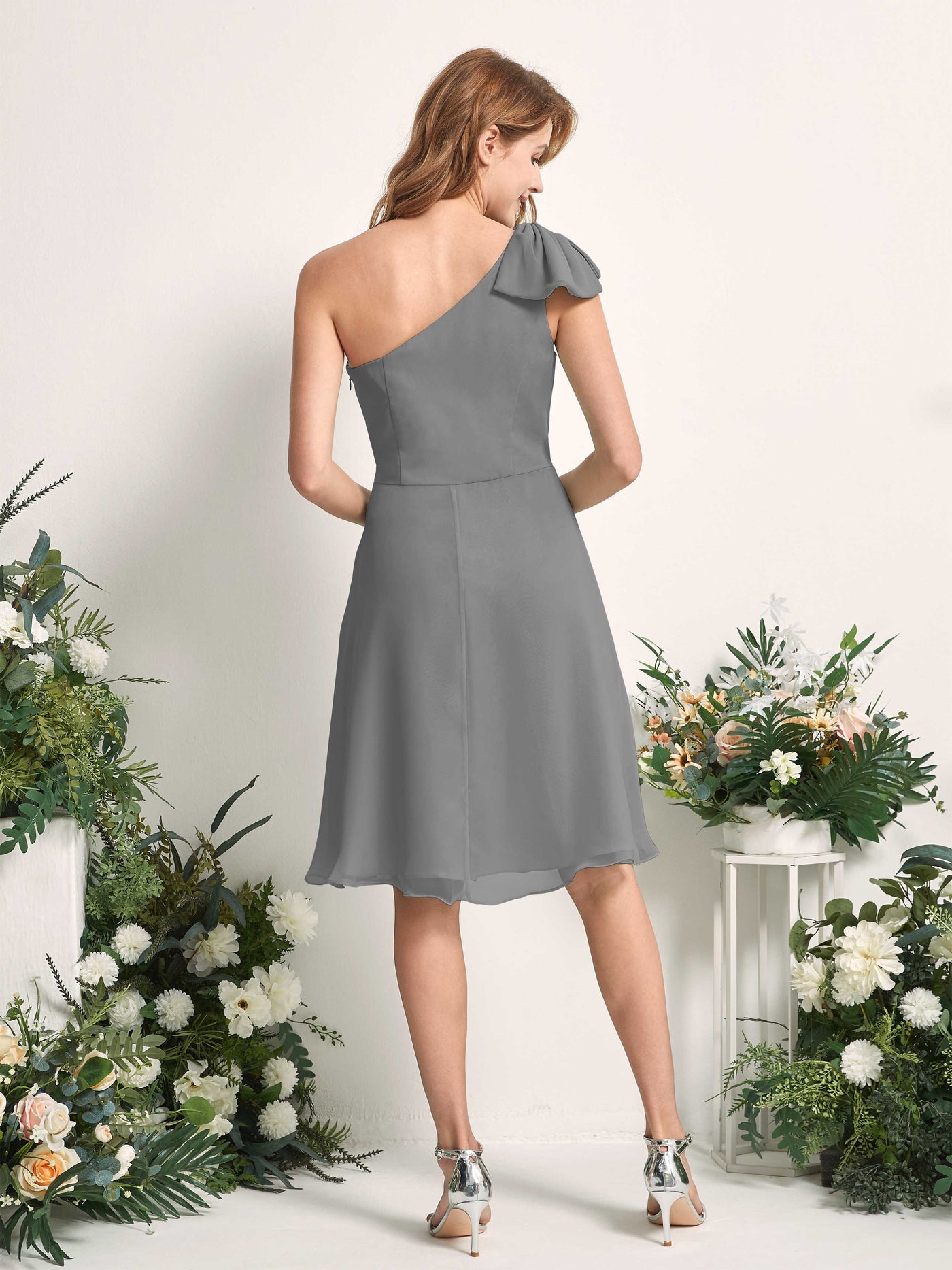 Carlyna Trapèze Décolleté Asymétrique Patineuse Robes de demoiselle d'honneur Gris Acier #couleur_gris-acier